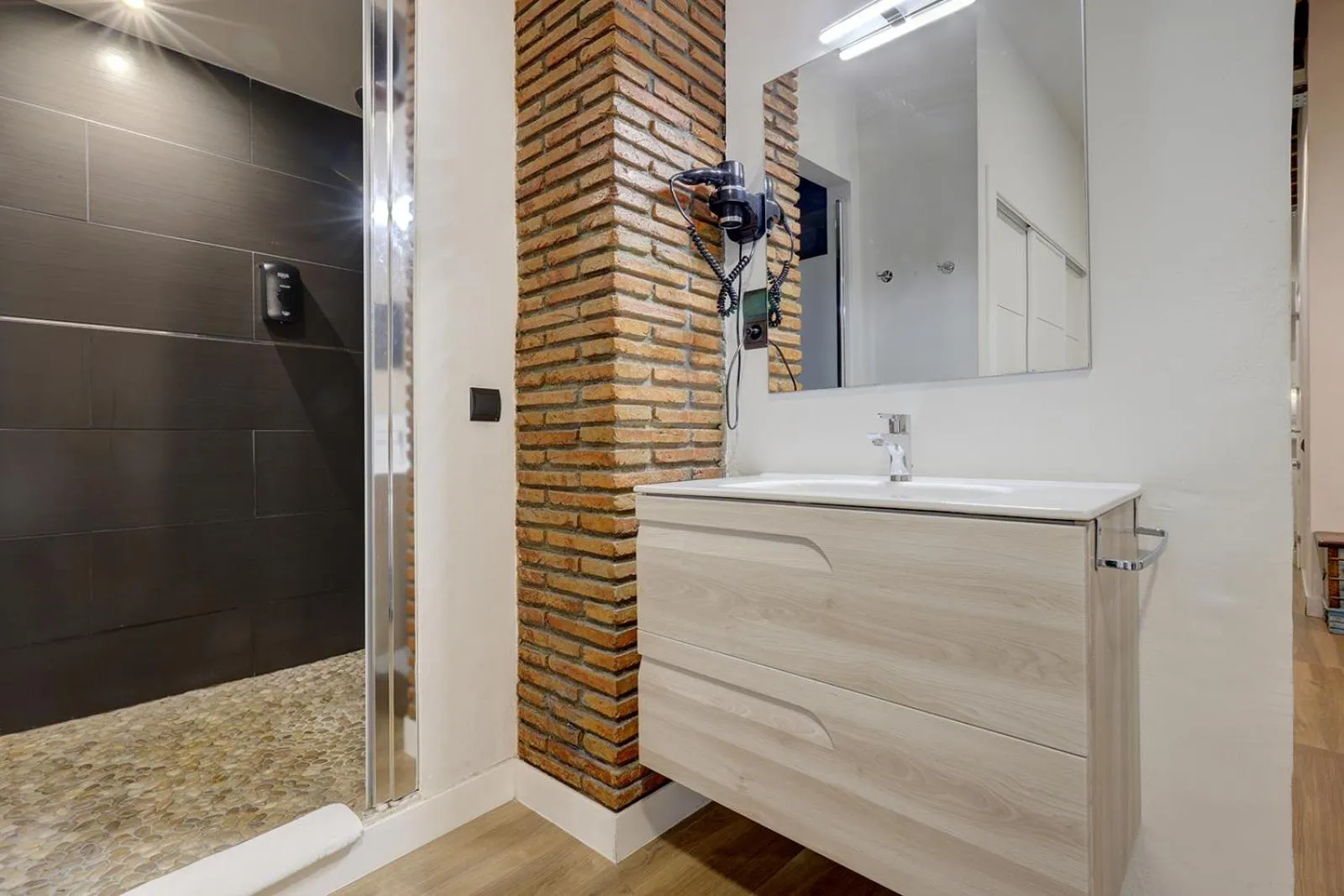 Bathroom in Aqua Apartments Málaga