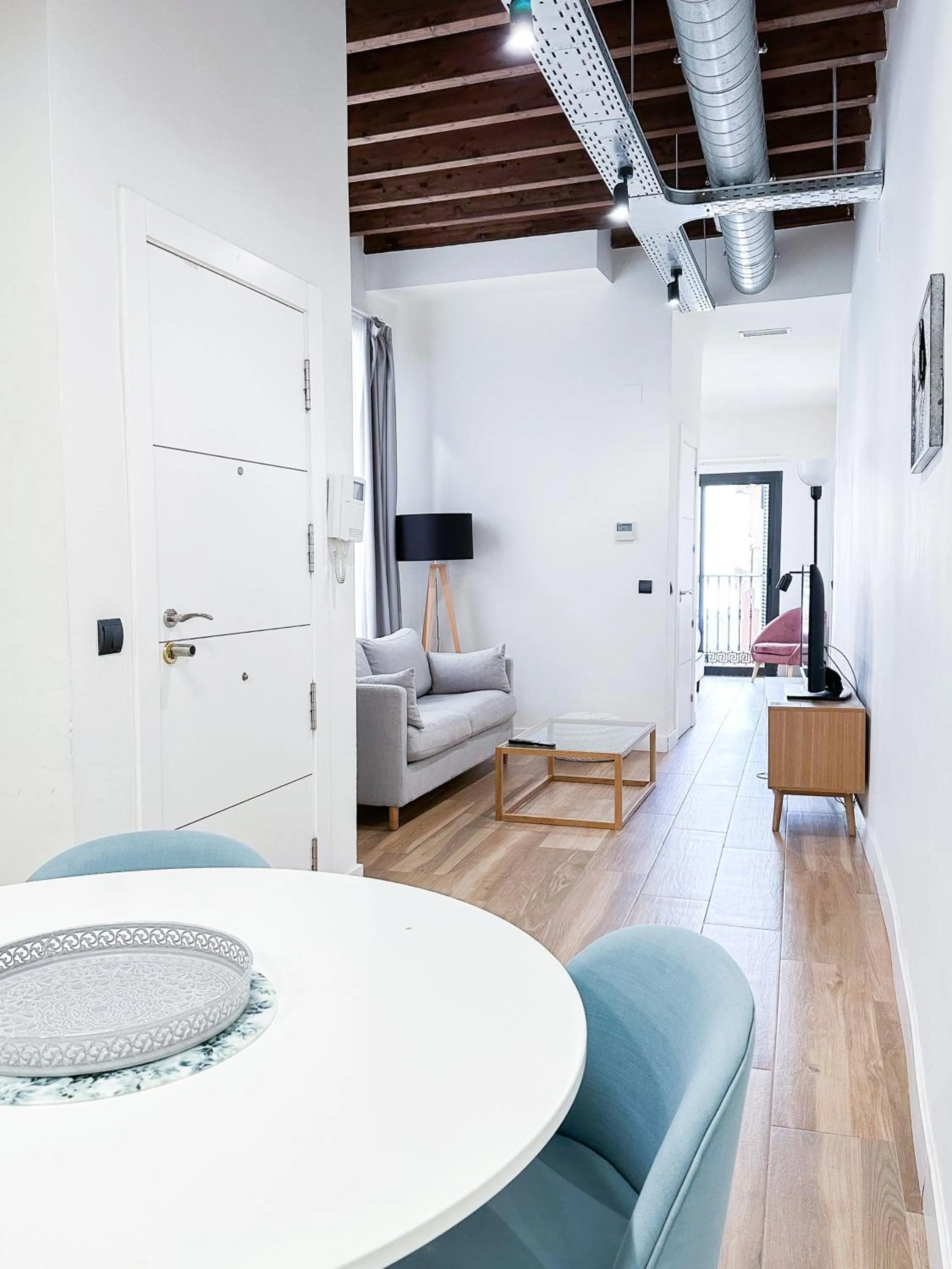 Photo of the whole room in Aqua Apartments Málaga