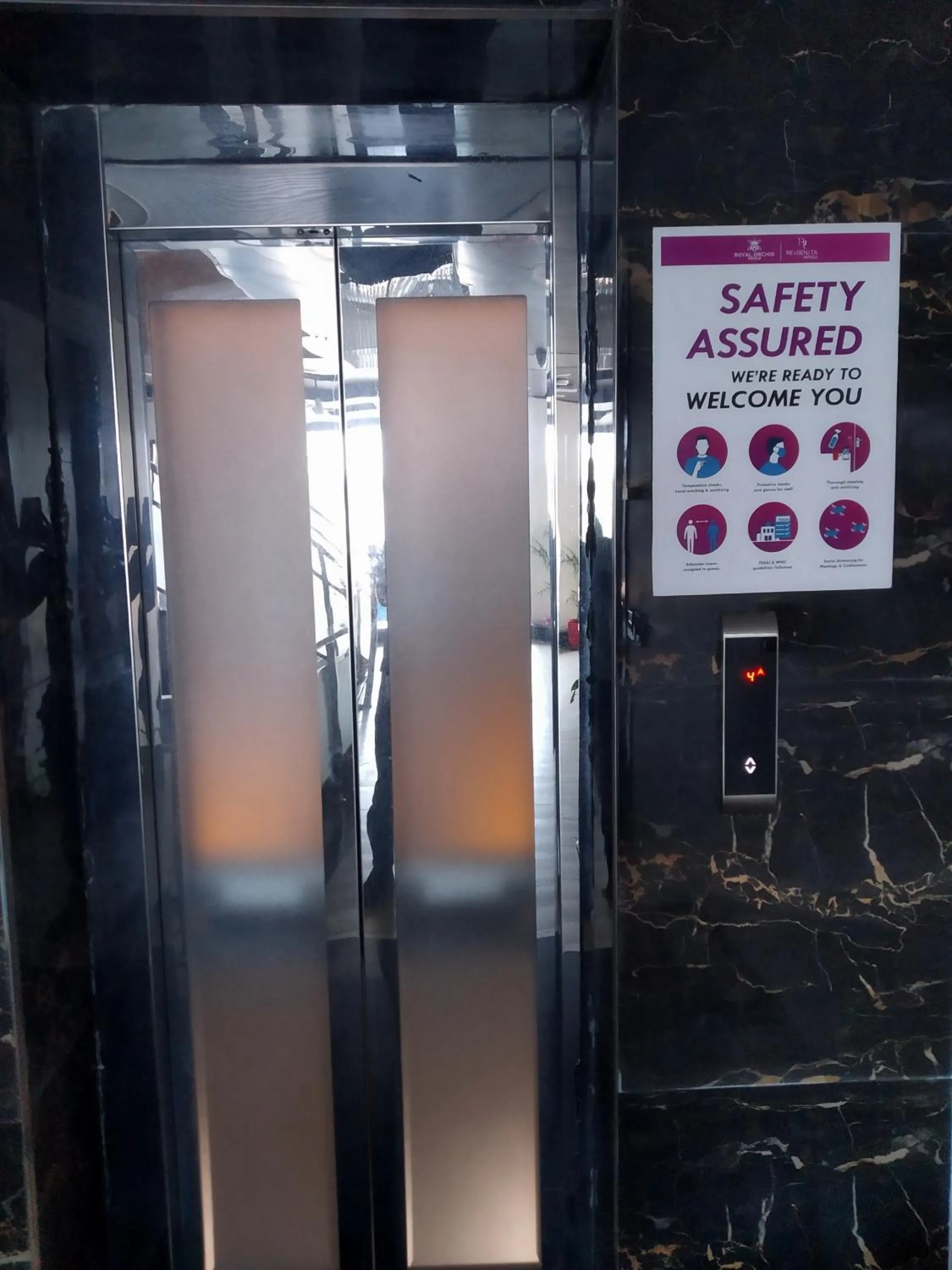 Lobby or reception in Regenta Inn On The Ganges Rishikesh