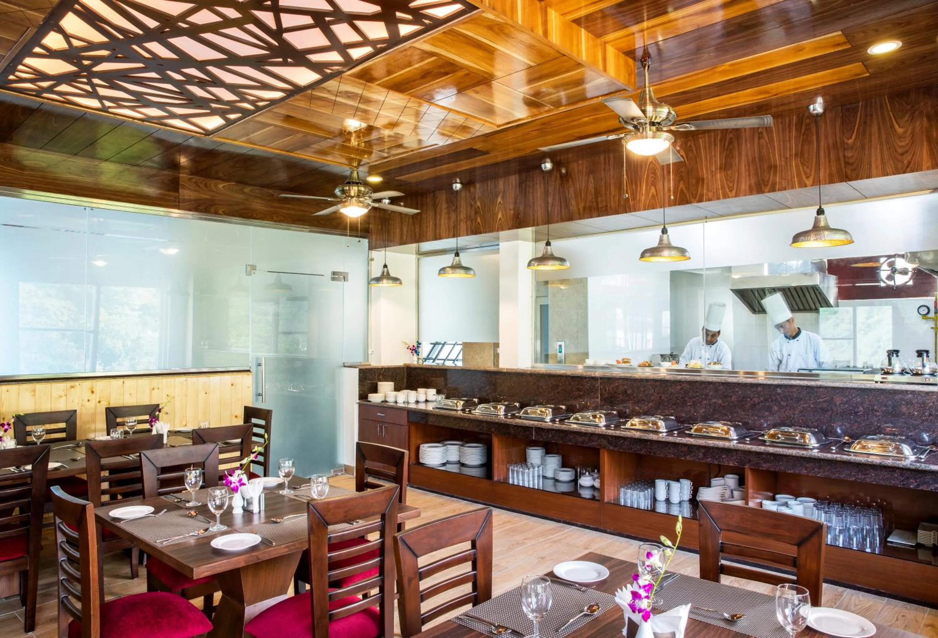 Restaurant/places to eat in Regenta Inn On The Ganges Rishikesh