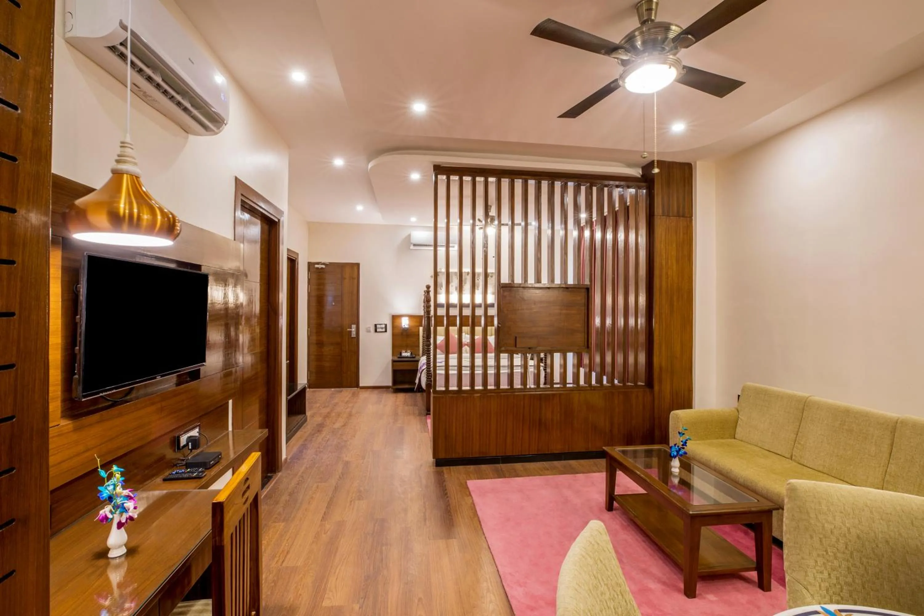 Living room in Regenta Inn On The Ganges Rishikesh