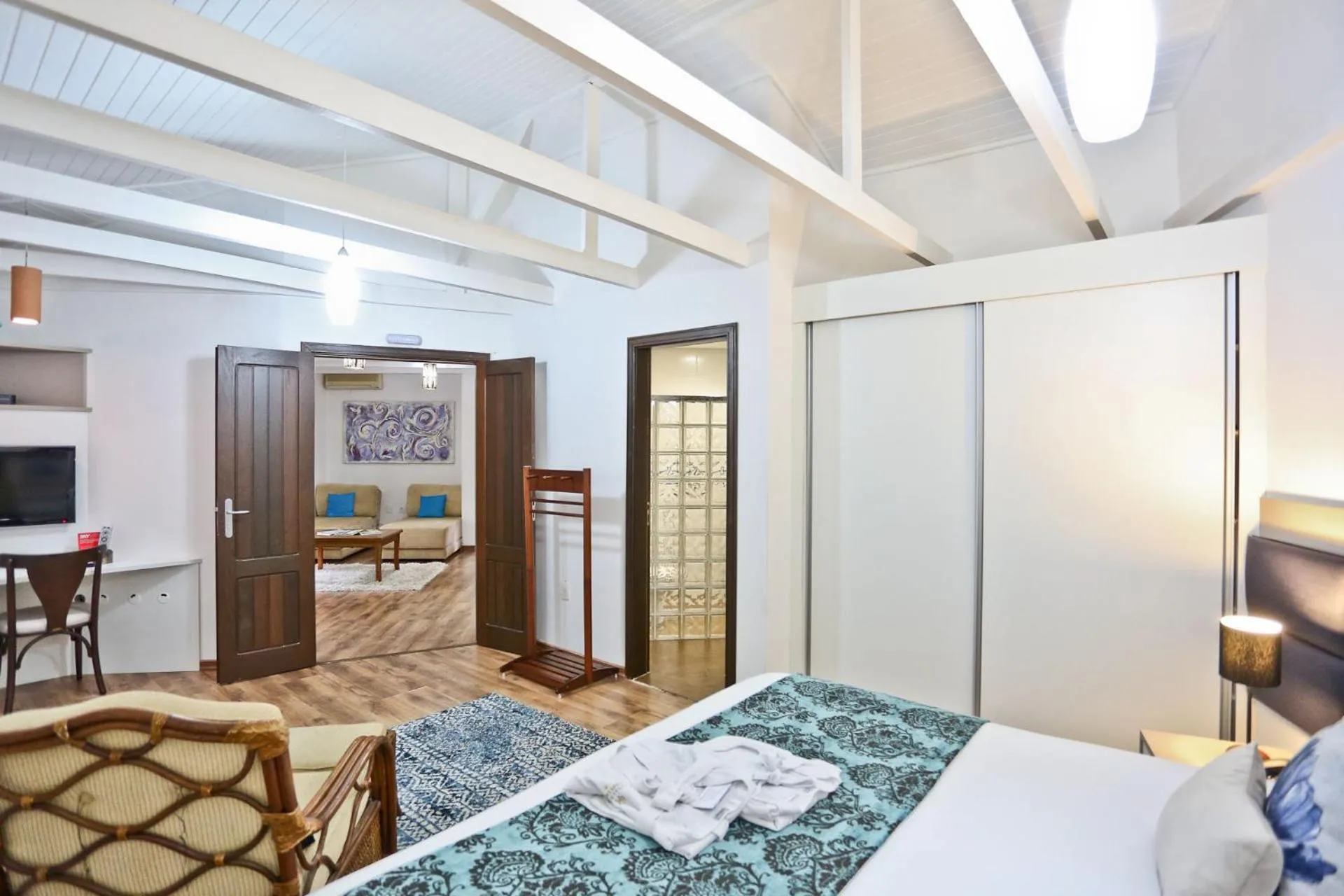 Photo of the whole room, Bed in Estaleiro Guest House