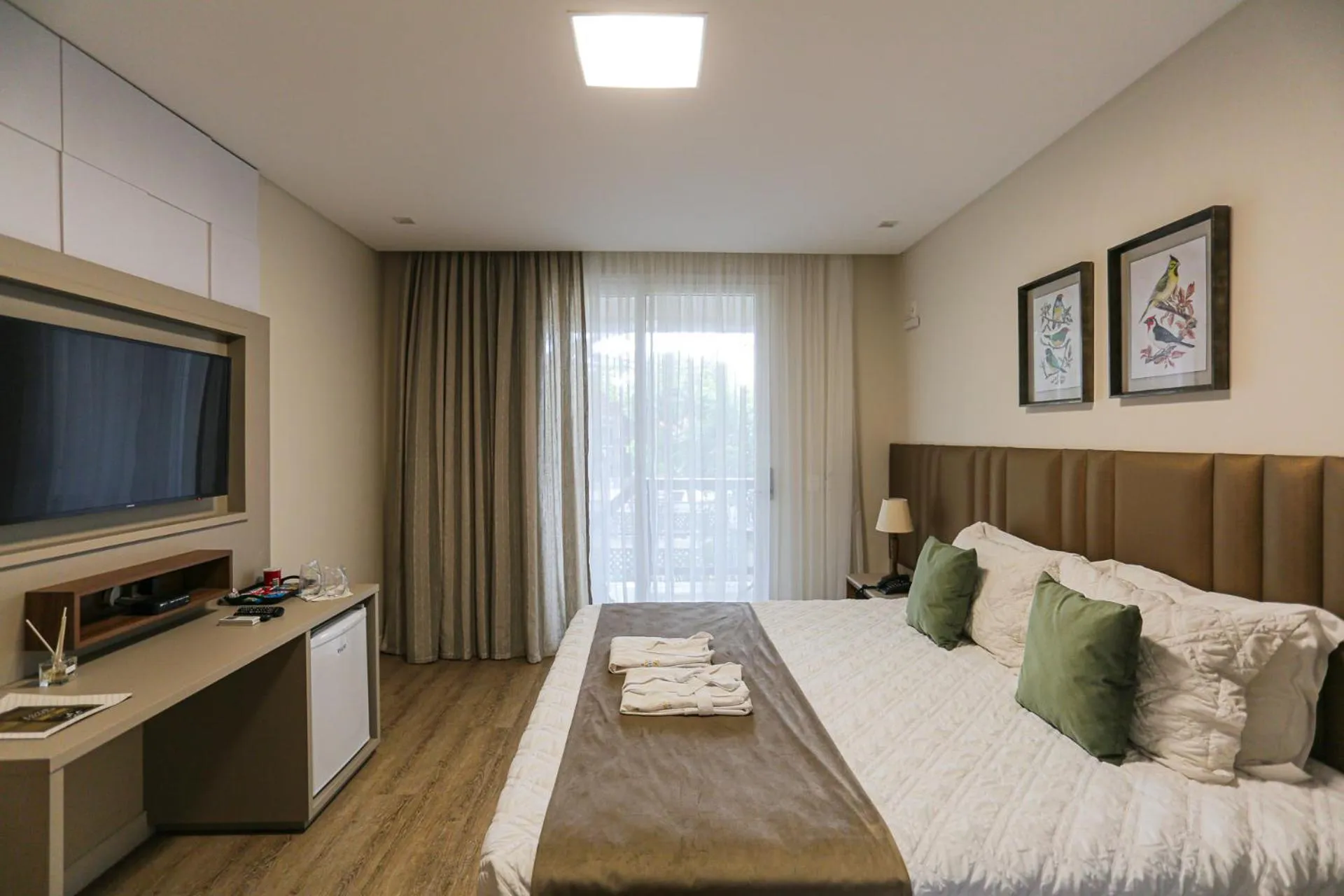 Bed in Estaleiro Guest House