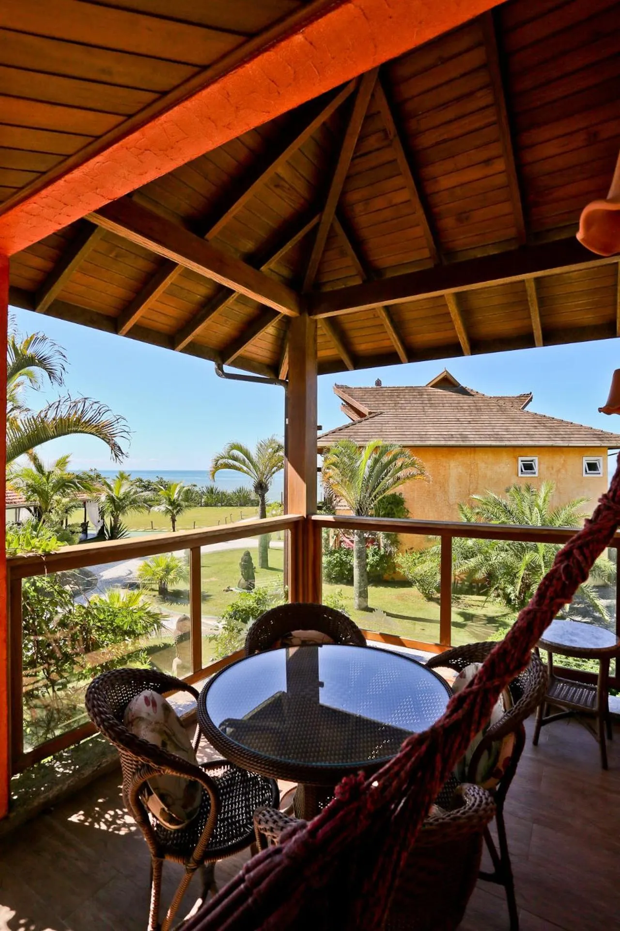 Day in Estaleiro Guest House