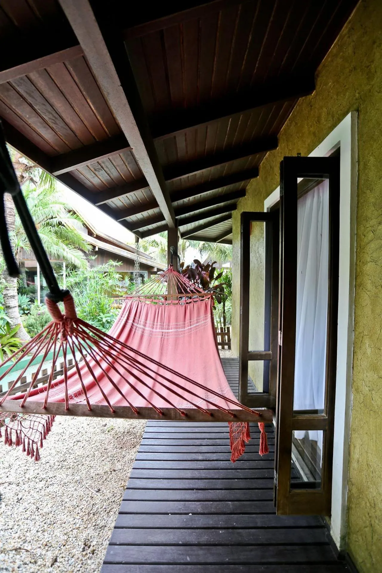 Patio in Estaleiro Guest House