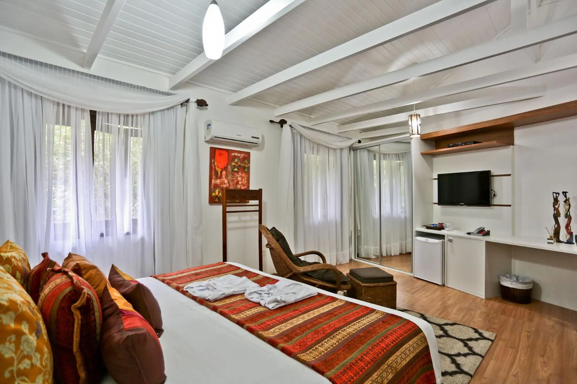 Photo of the whole room, Bed in Estaleiro Guest House