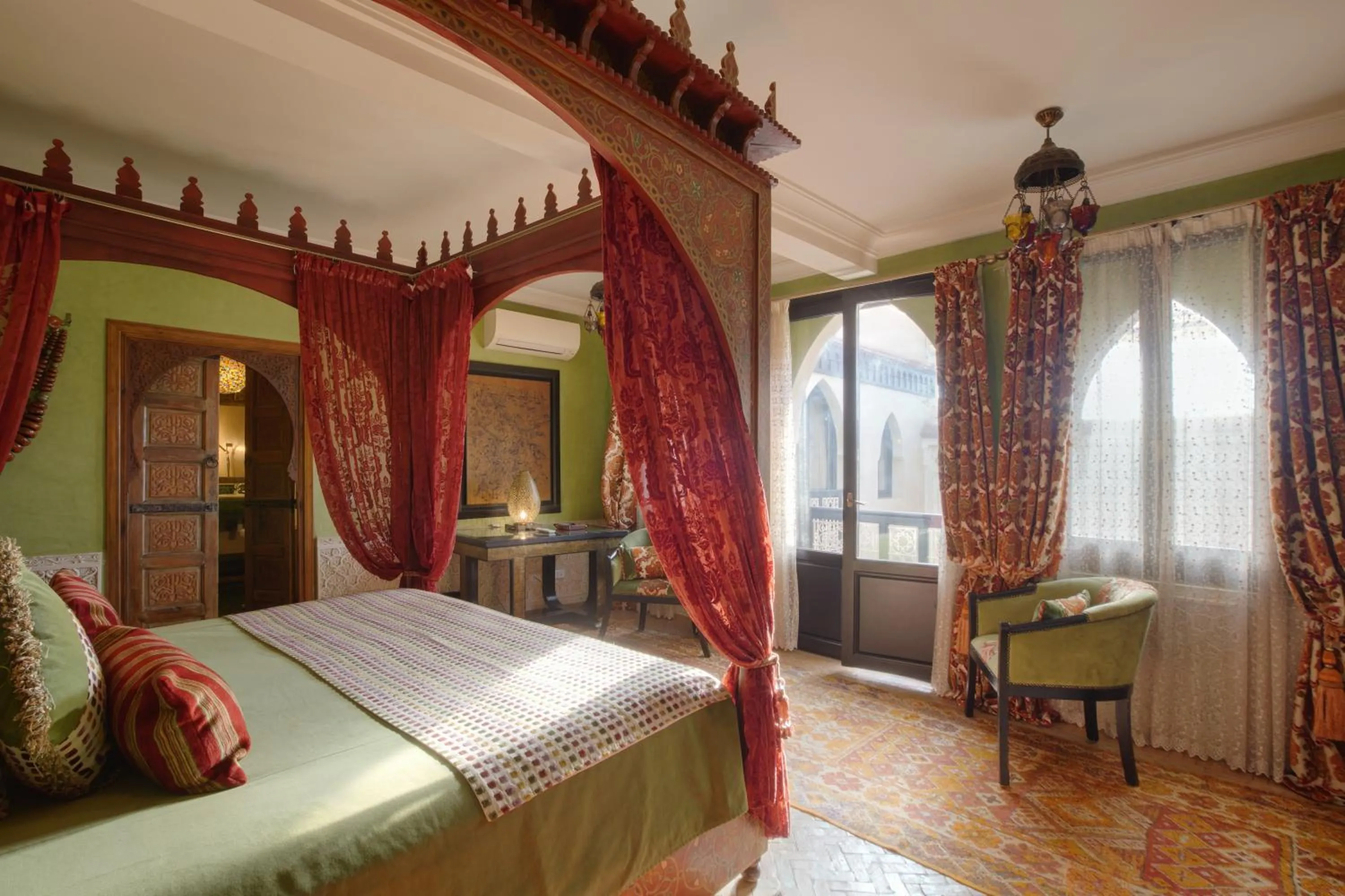 Bed in Riad Kheirredine