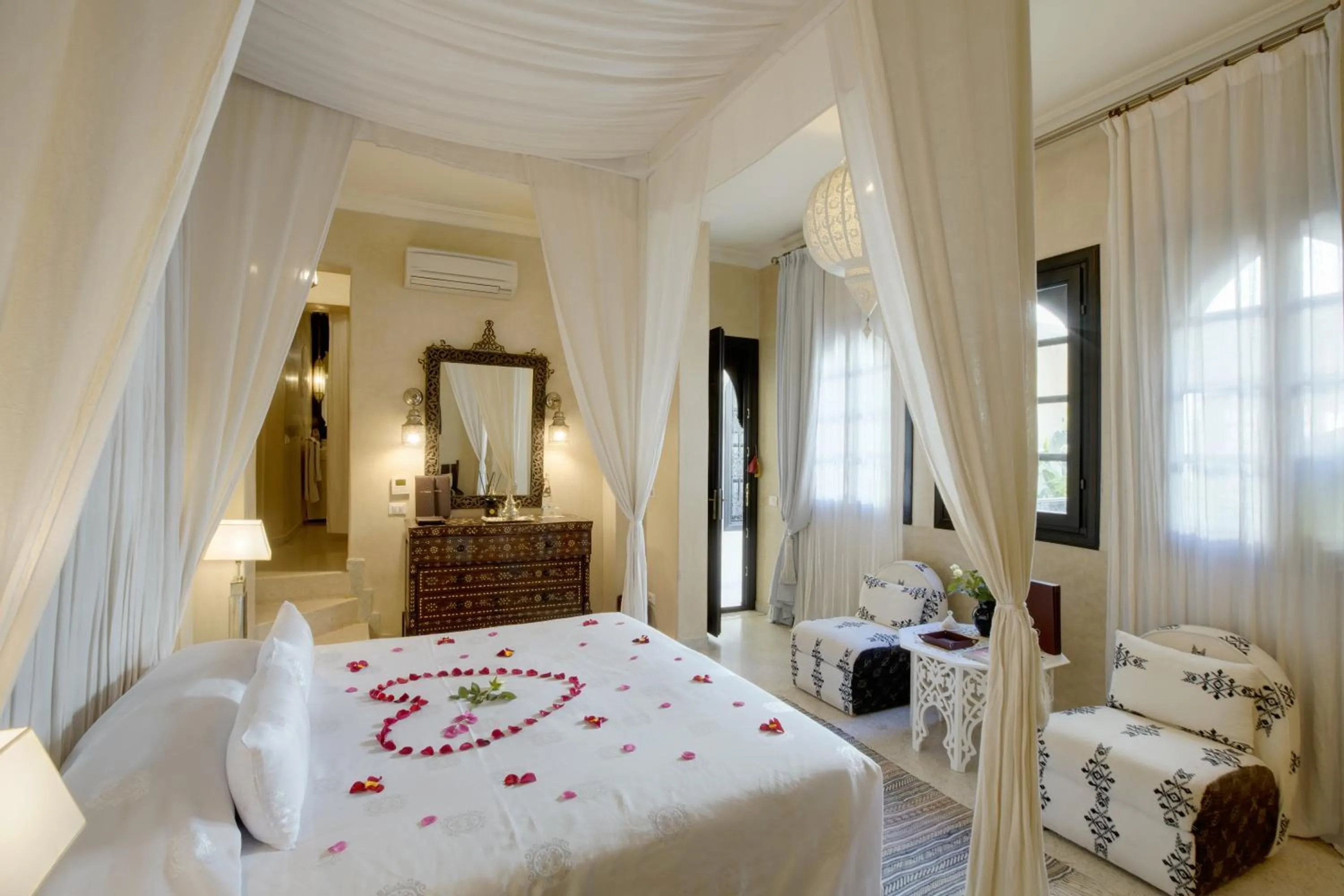 Bed in Riad Kheirredine