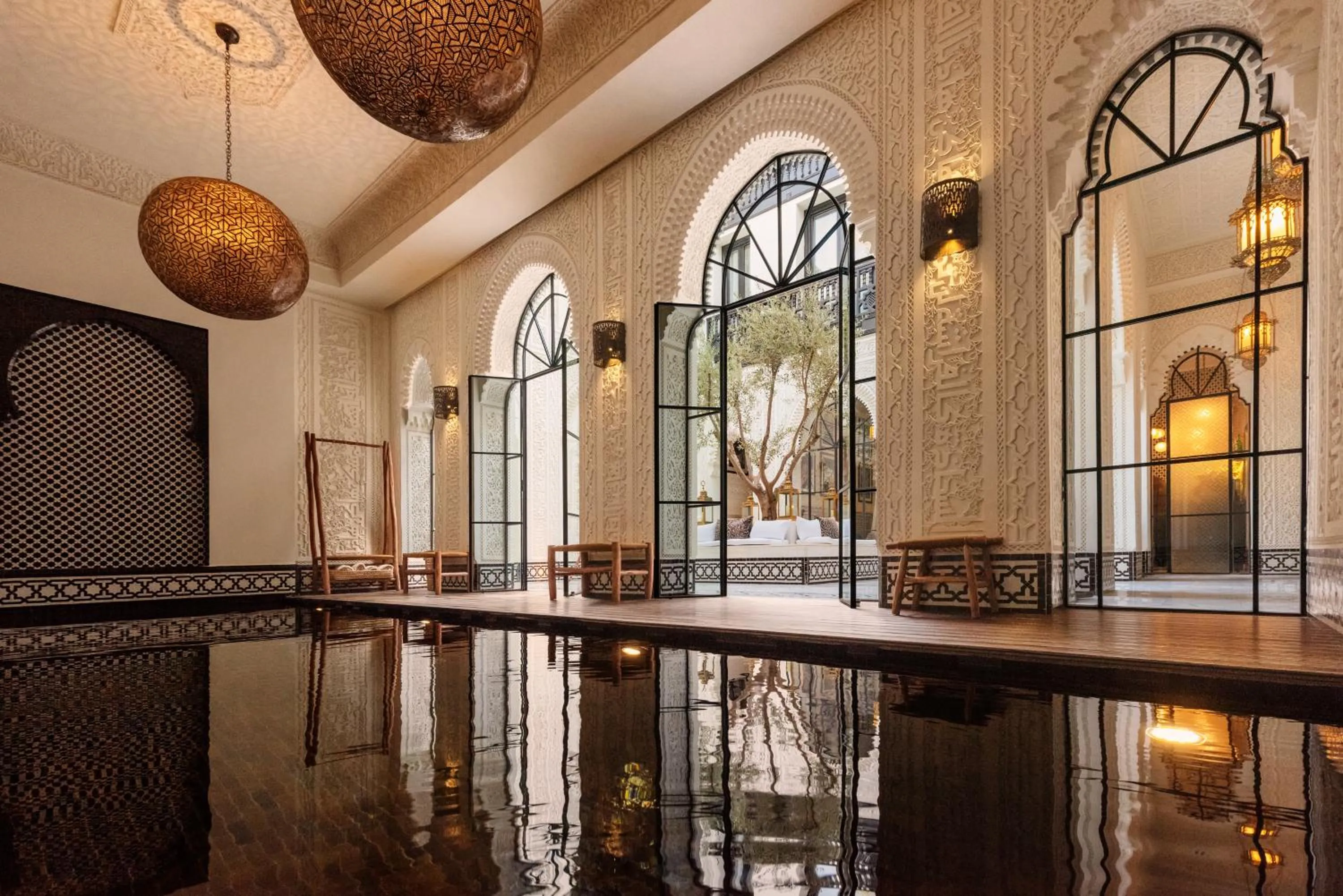Swimming pool in Riad Kheirredine