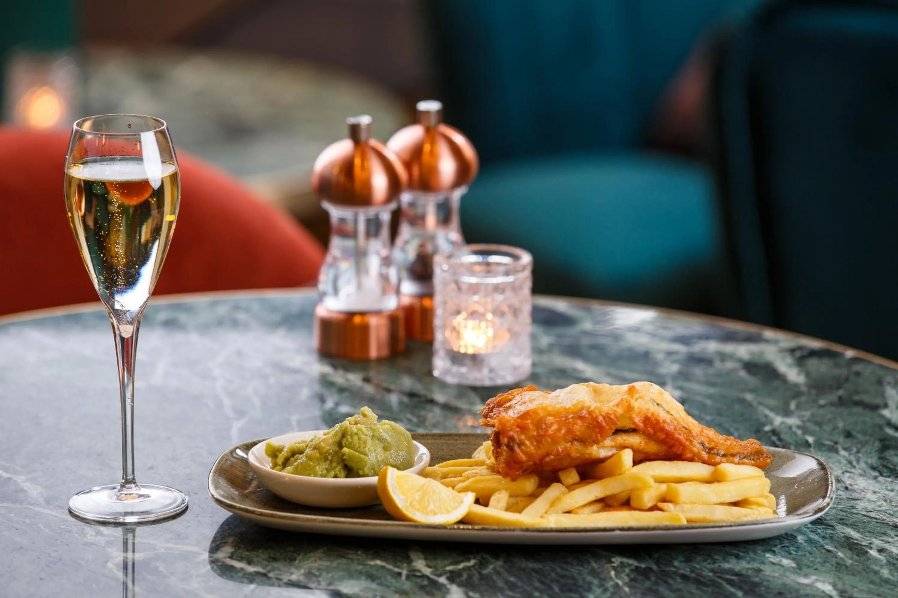 Lunch in IBIS STYLES London Heathrow East