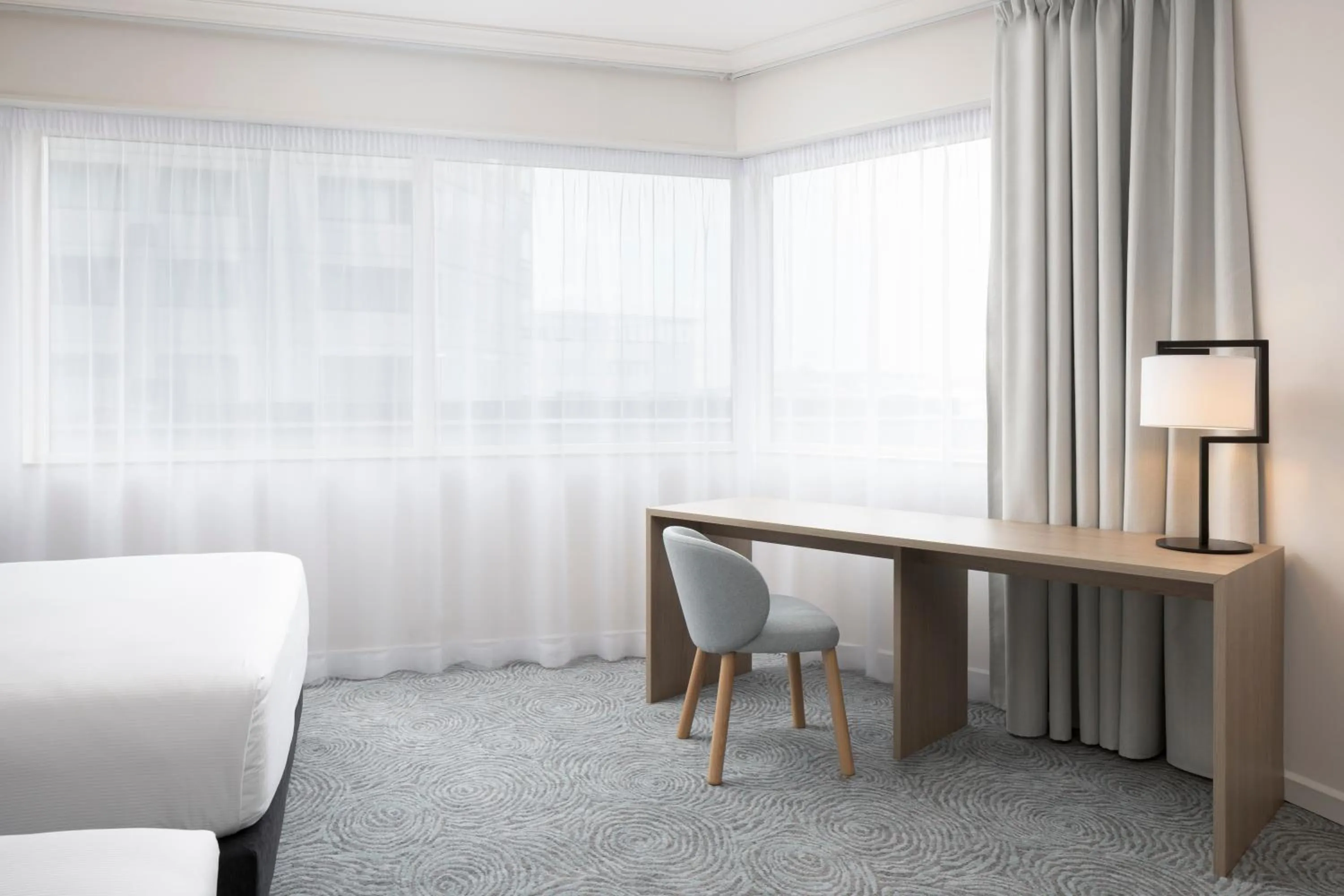 Seating area in Hilton Paris Charles De Gaulle Airport