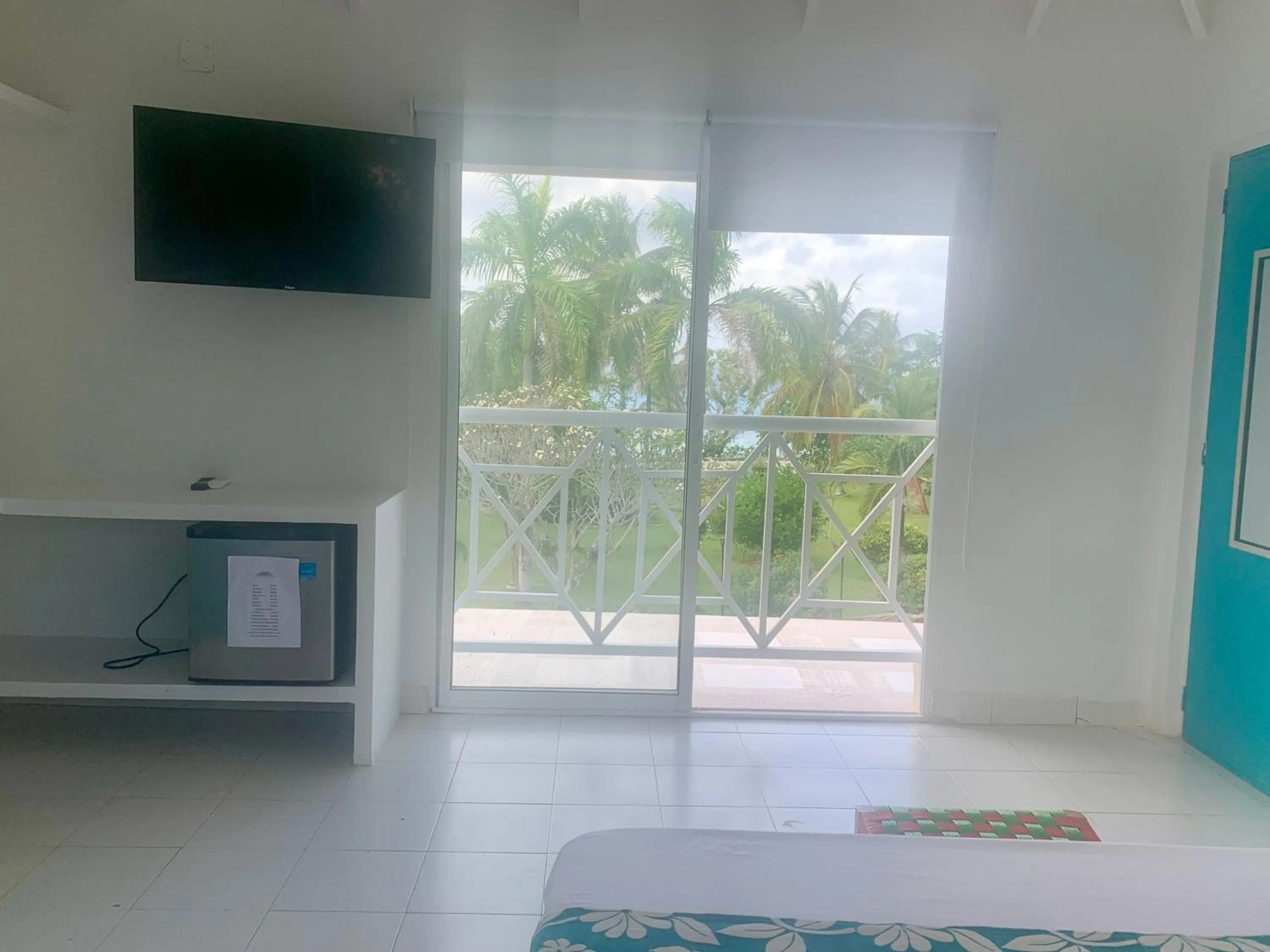 TV and multimedia in Casa de las Flores tropical