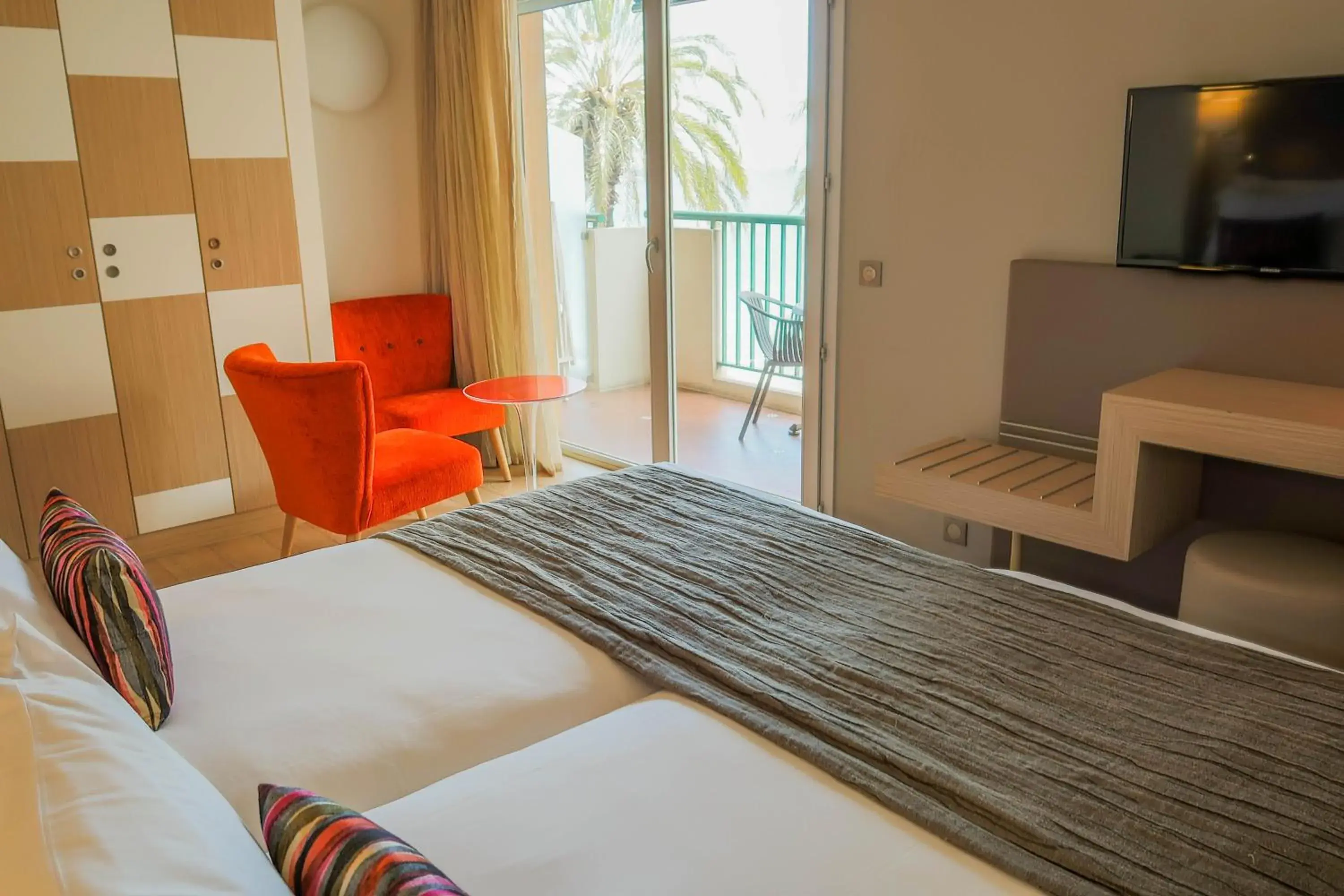 Double or Twin Room with Lateral Sea View with Balcony in Princess Et Richmond Double or Twin Room with Lateral Sea View with Balcony in Princess Et Richmond