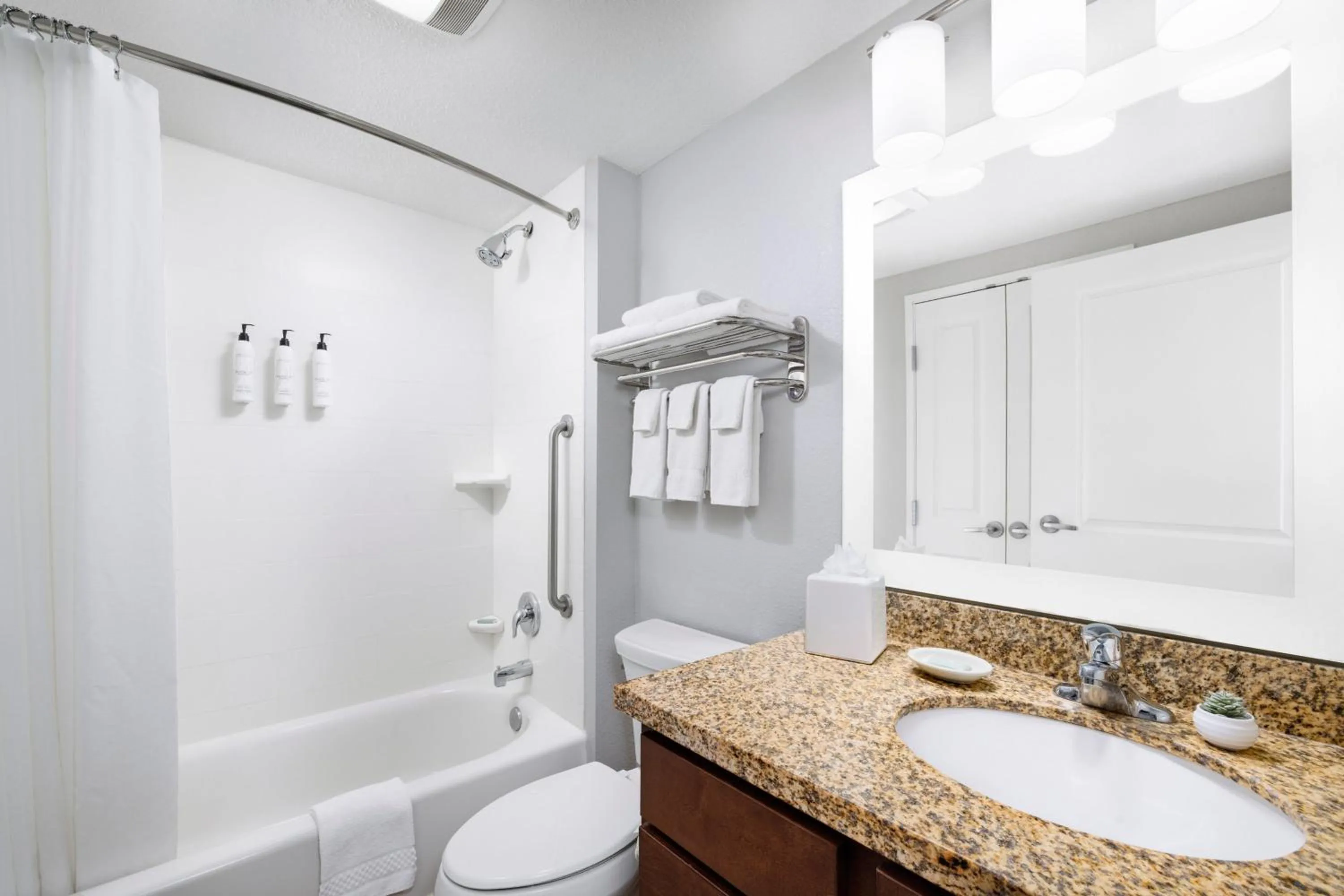 Bathroom in TownePlace Suites by Marriott Roswell
