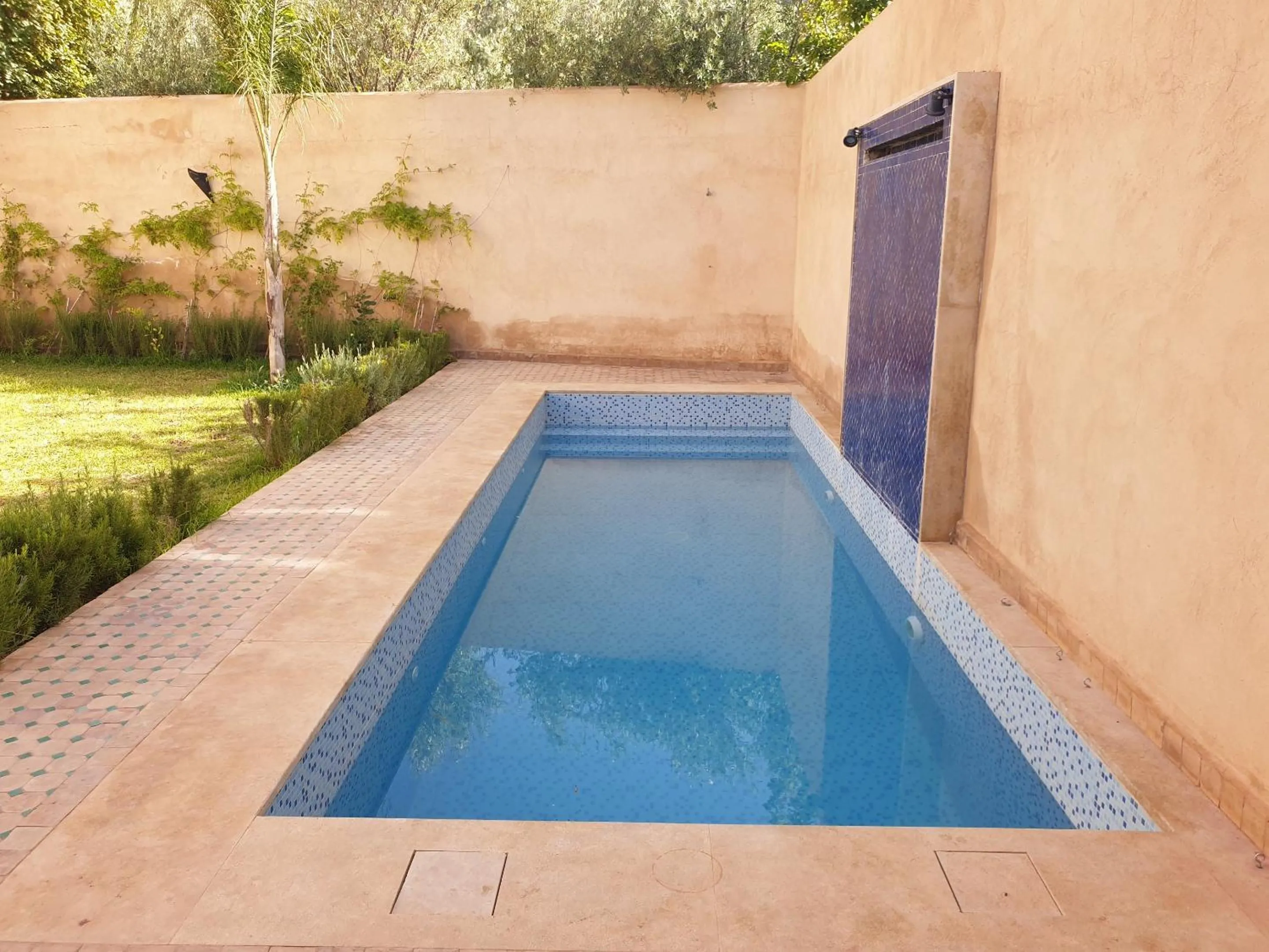 Swimming pool in Dar Ajgal