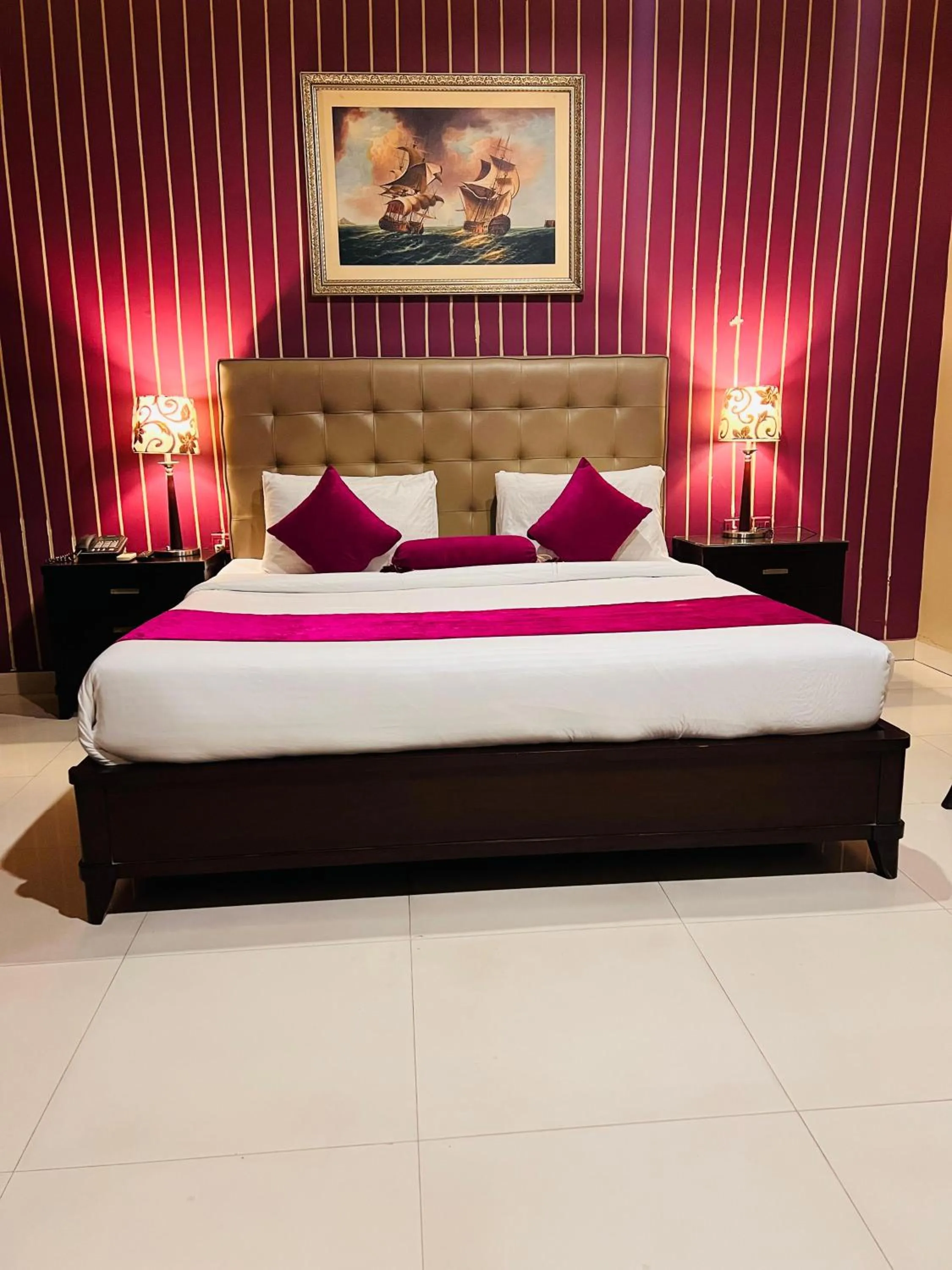 Bedroom, Bed in Grand Regent Hotel and Suites