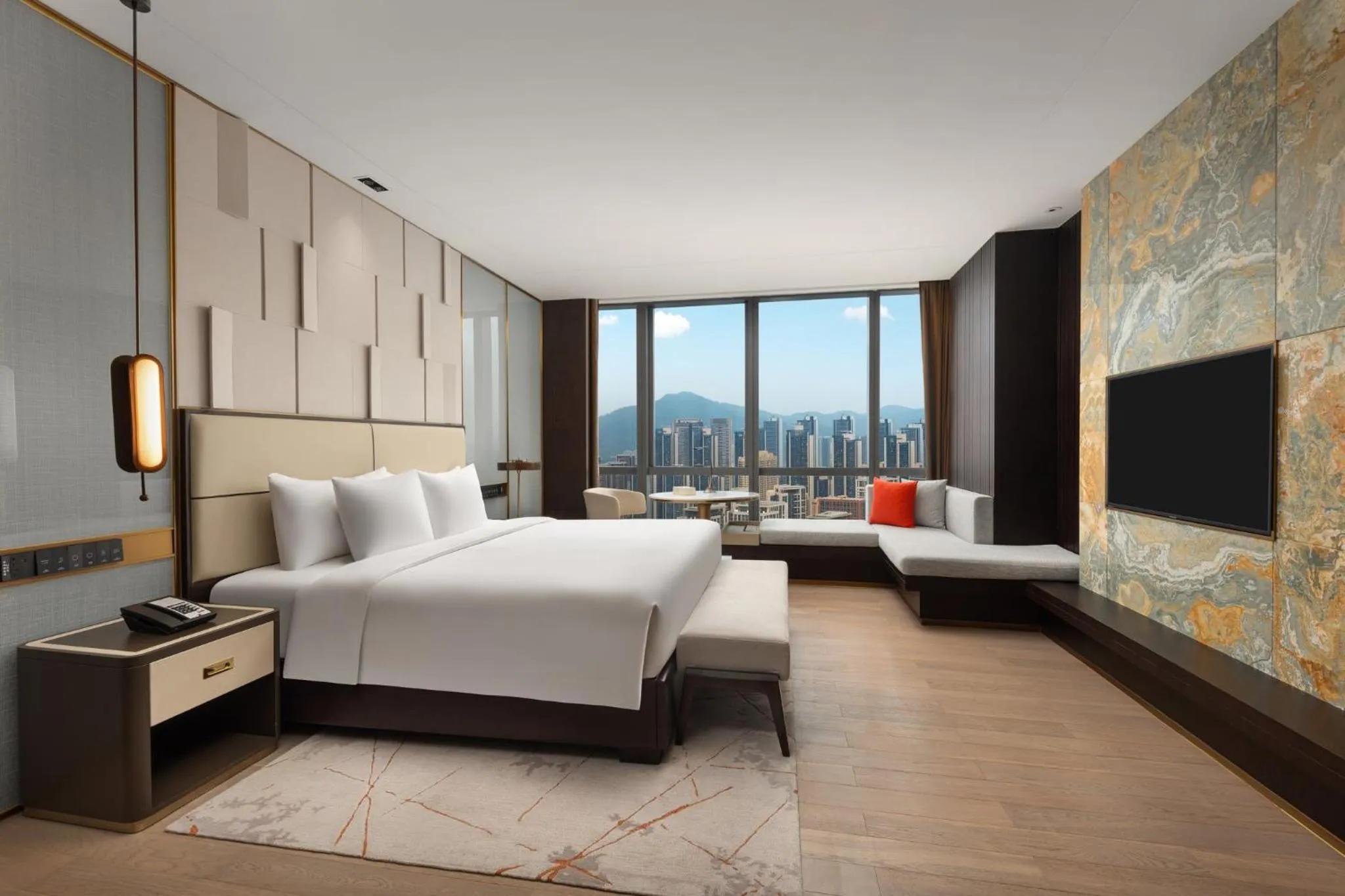 Photo of the whole room, Bed in Crowne Plaza Shenzhen Nanshan by IHG