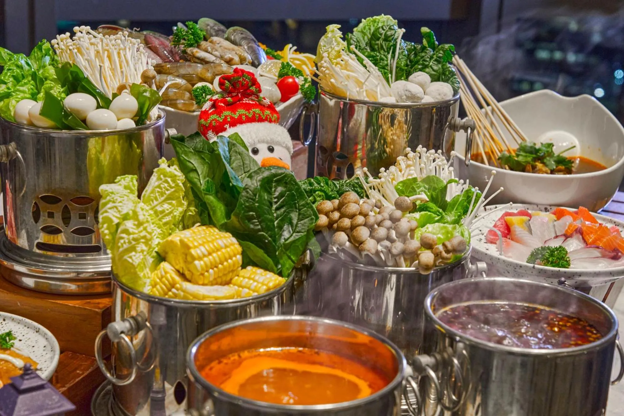 Restaurant/places to eat in Crowne Plaza Shenzhen Nanshan by IHG