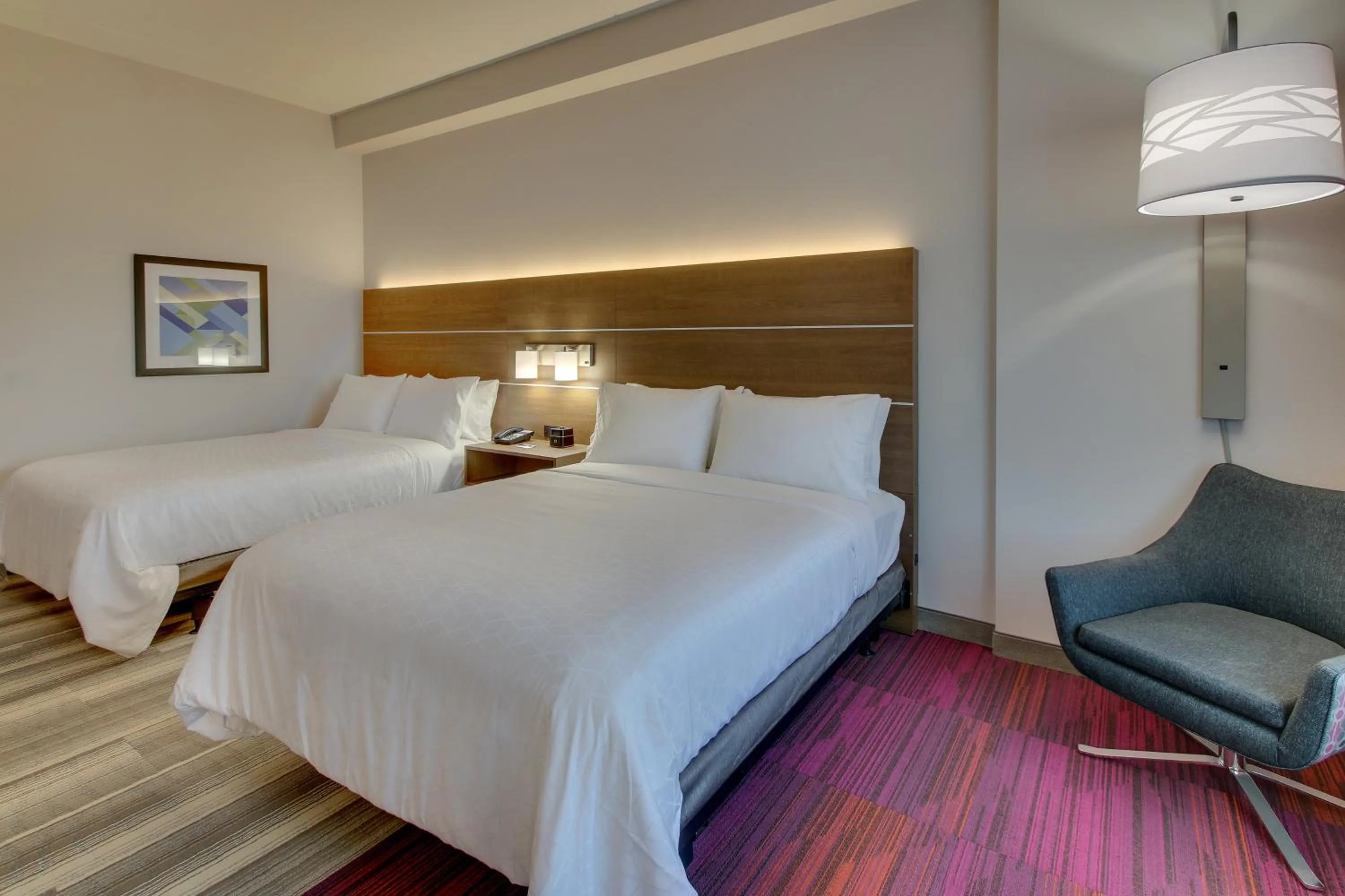 Photo of the whole room, Bed in Holiday Inn Express & Suites - Nashville MetroCenter Downtown by IHG
