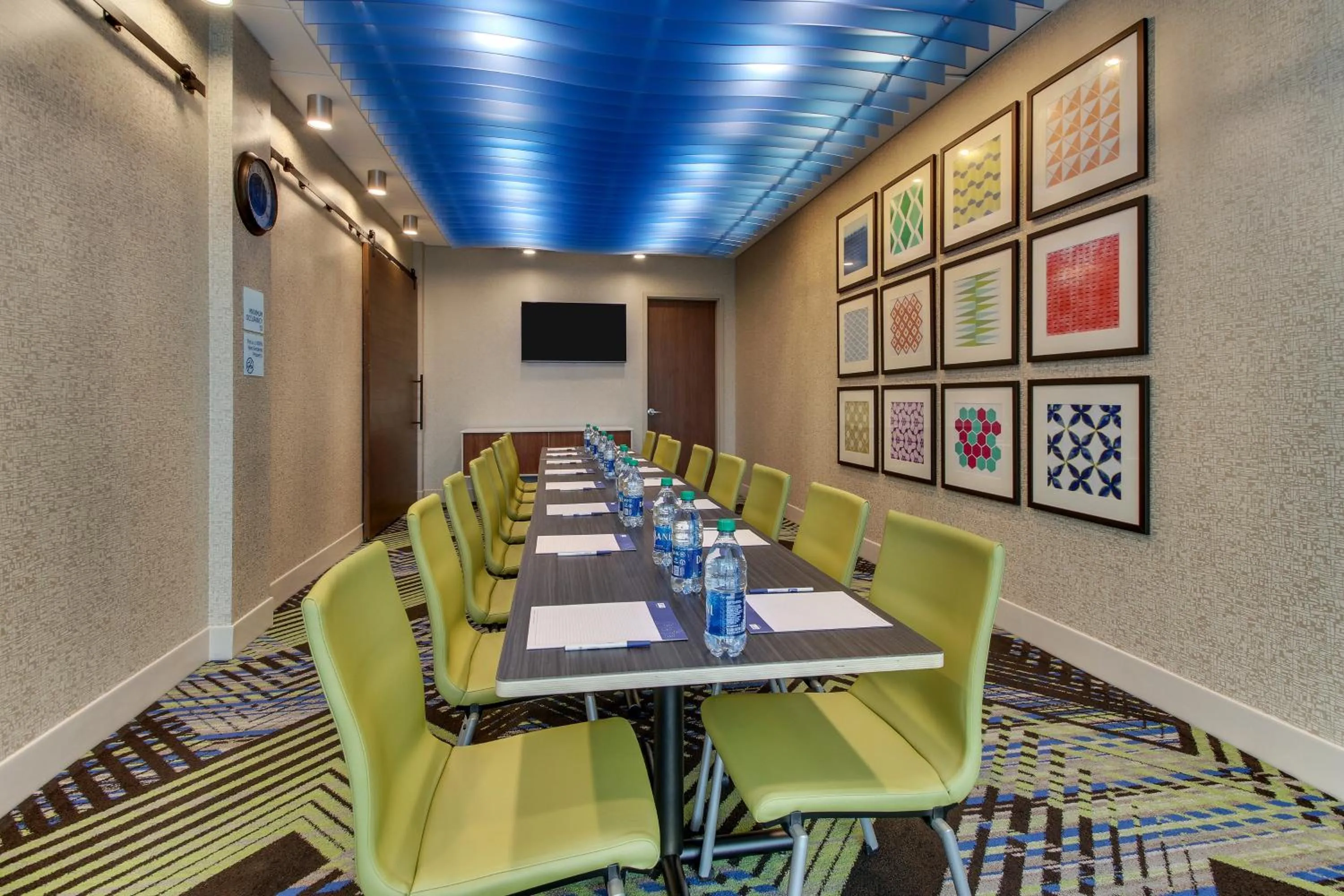 Meeting/conference room in Holiday Inn Express & Suites - Nashville MetroCenter Downtown by IHG