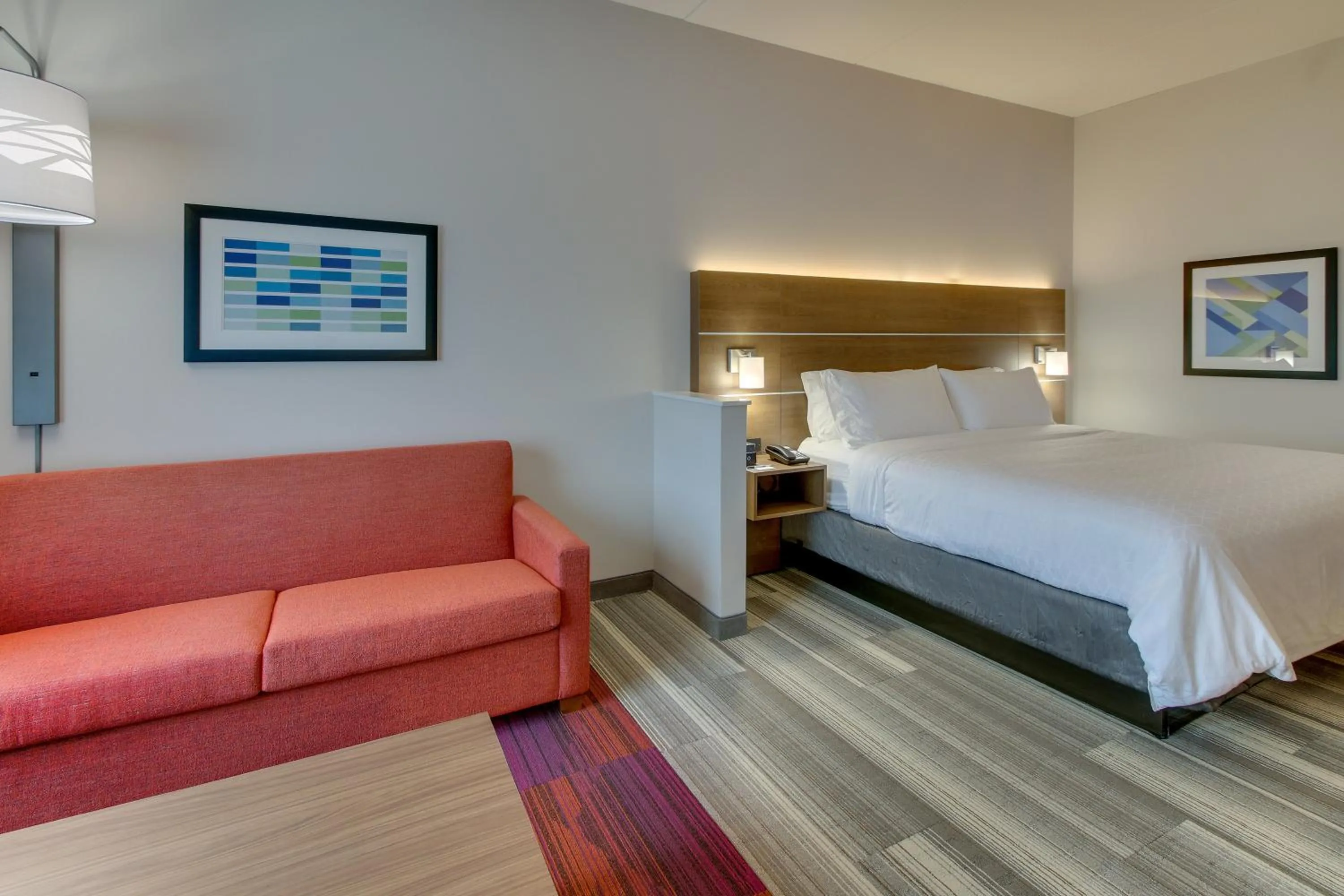 Photo of the whole room, Bed in Holiday Inn Express & Suites - Nashville MetroCenter Downtown by IHG