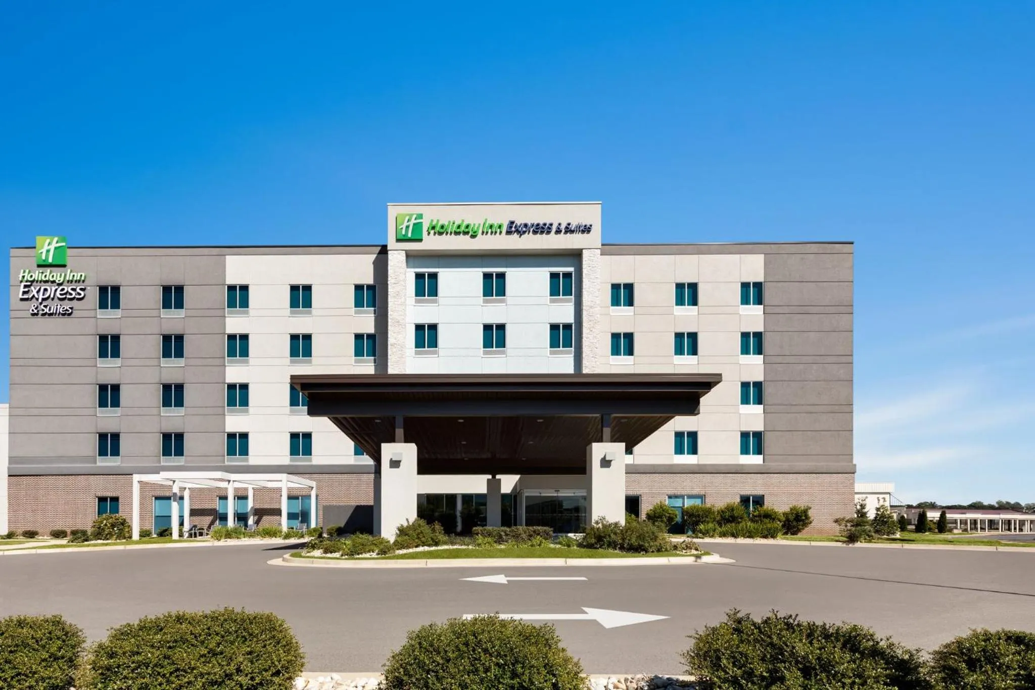 Property building in Holiday Inn Express & Suites - Dalton - Walnut Ave by IHG