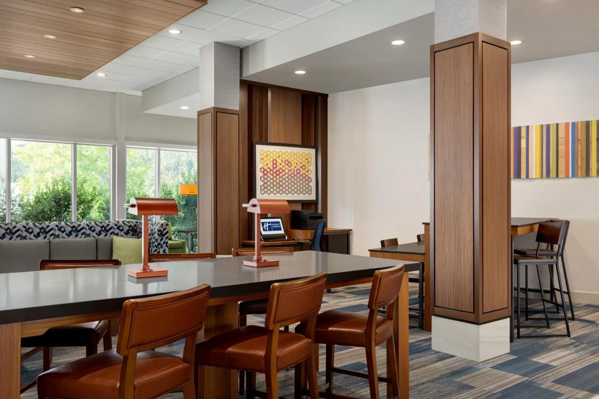 Lobby or reception in Holiday Inn Express & Suites - Dalton - Walnut Ave by IHG