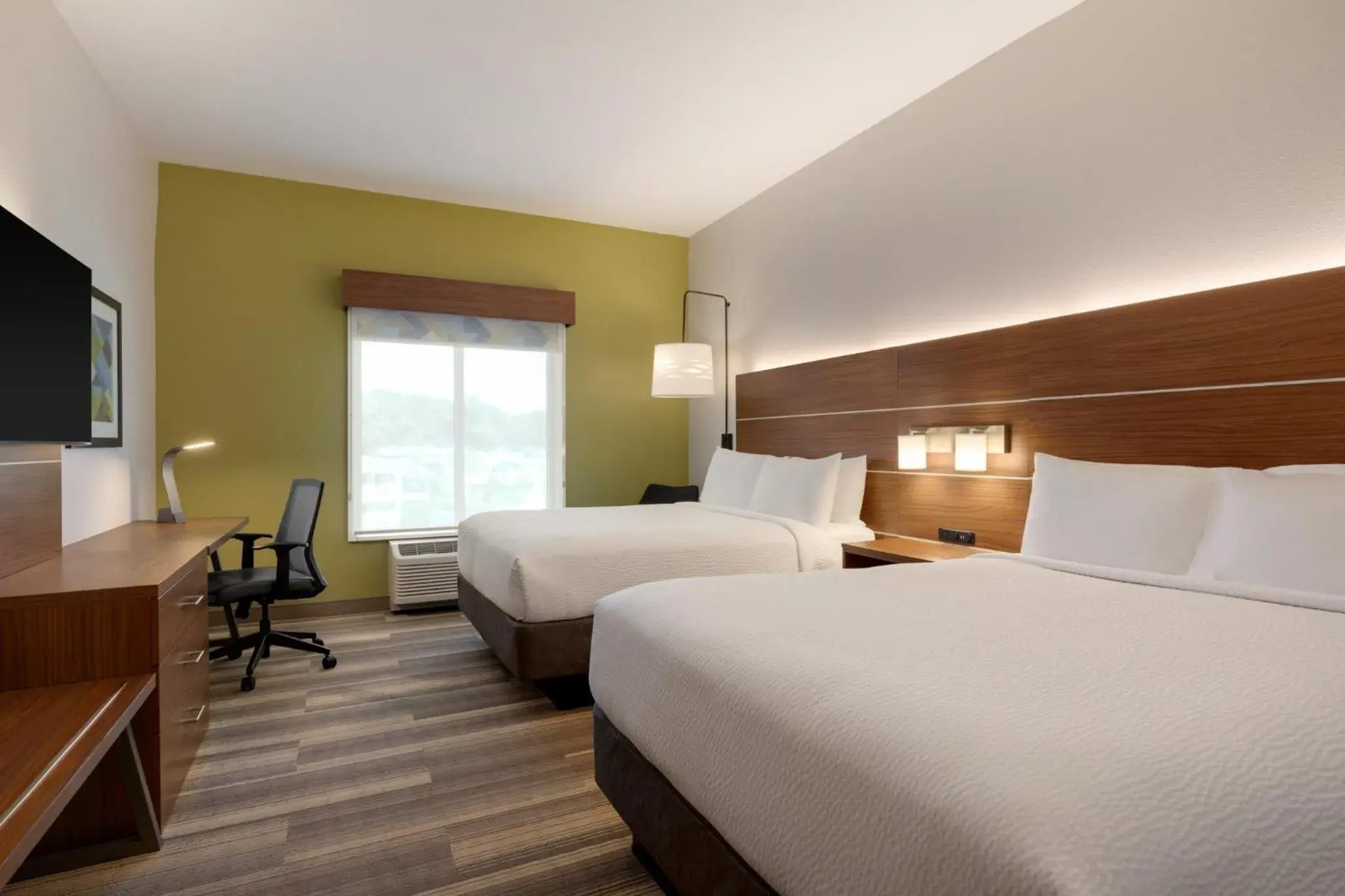 Standard Room with Two Queen Beds in Holiday Inn Express & Suites - Dalton - Walnut Ave by IHG Standard Room with Two Queen Beds in Holiday Inn Express & Suites - Dalton - Walnut Ave by IHG