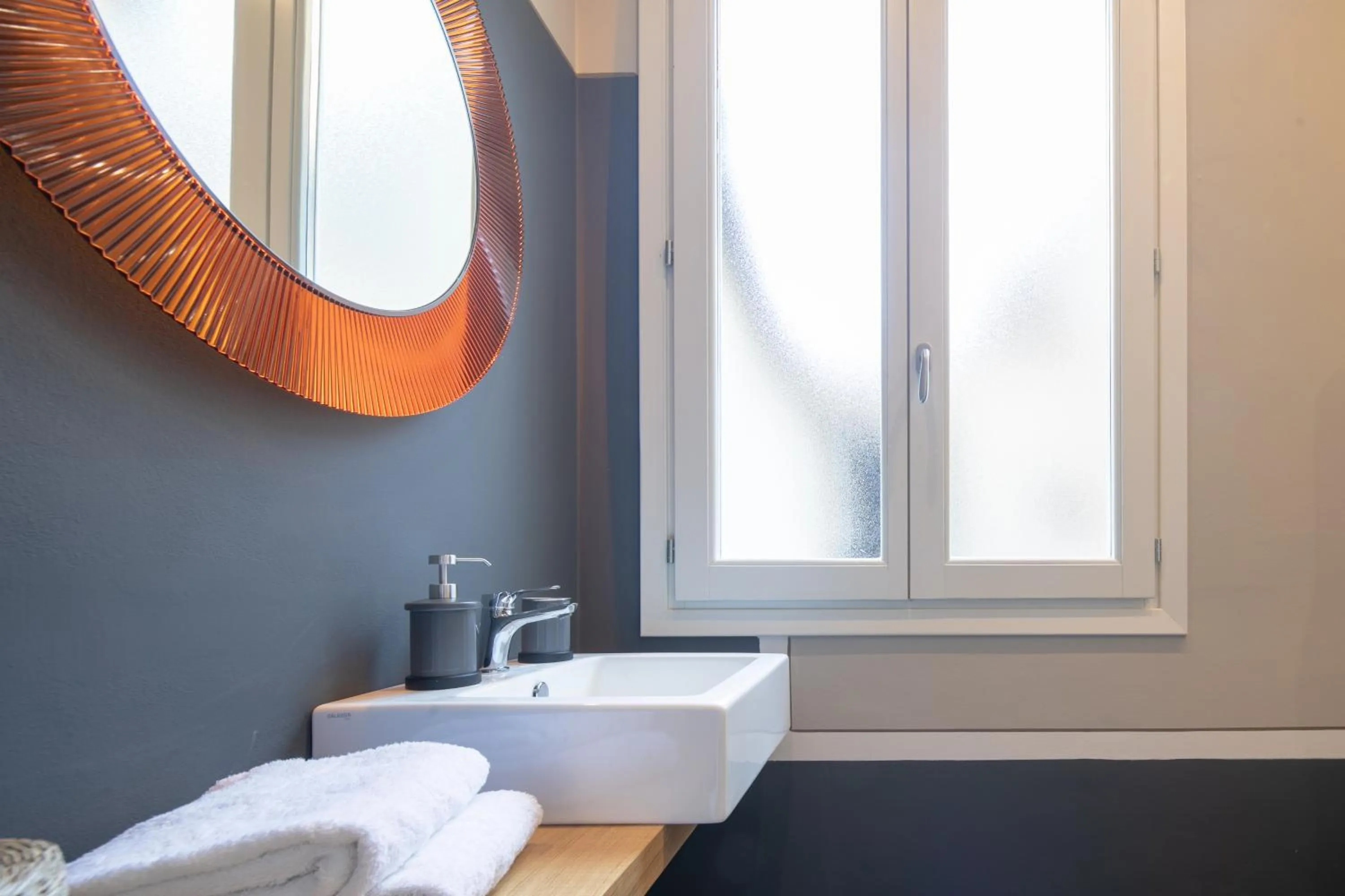 Bathroom in Nerli Prestige by Mmega