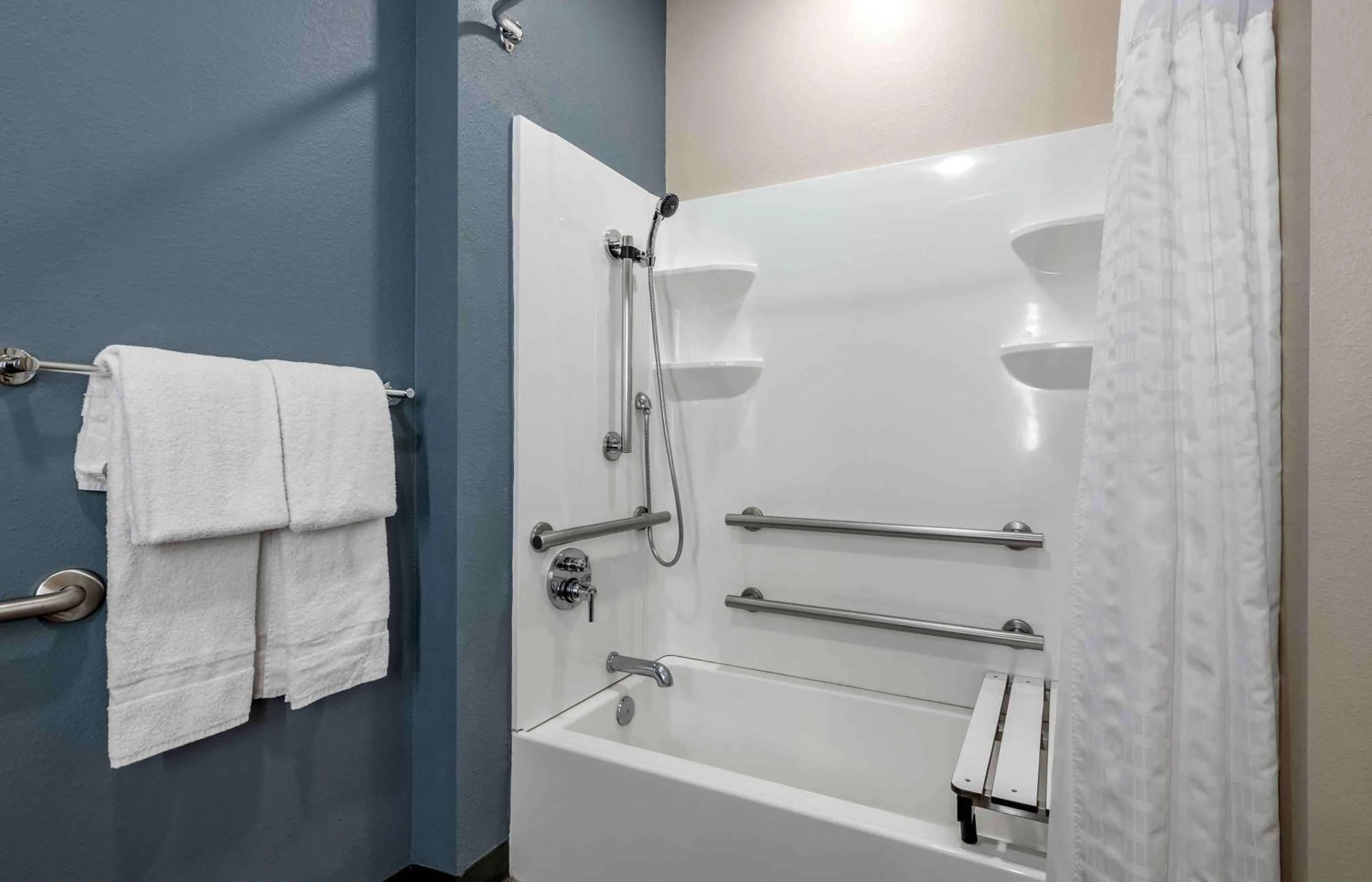 Bathroom in Extended Stay America Premier Suites - Tampa - Gibsonton - Riverview