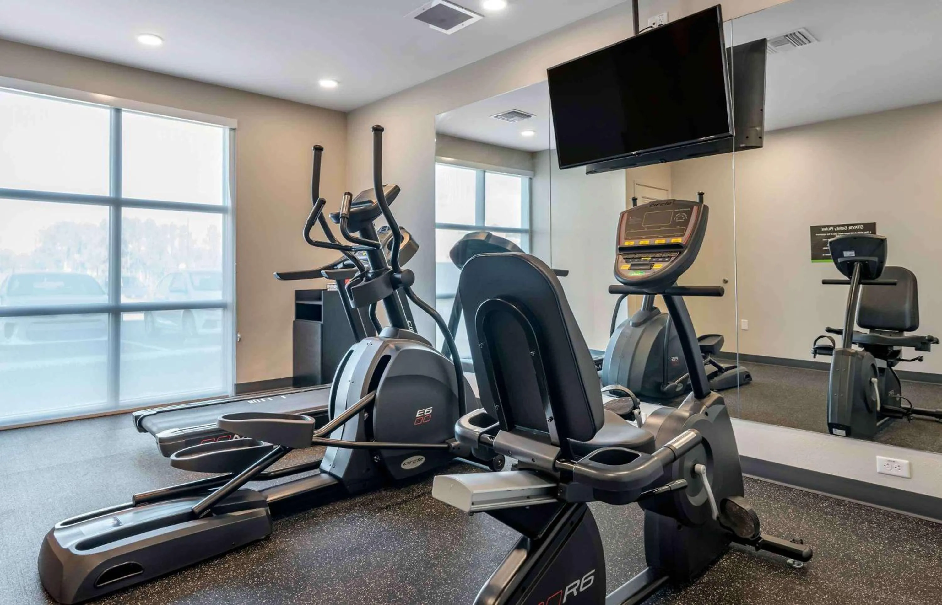 Fitness centre/facilities in Extended Stay America Premier Suites - Tampa - Gibsonton - Riverview