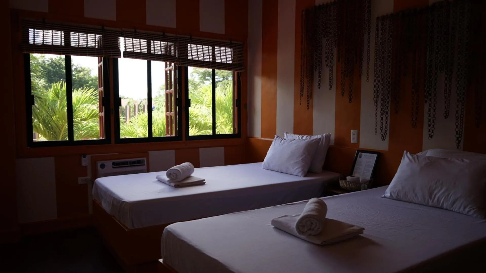 Bed in Stefanie Grace Inn