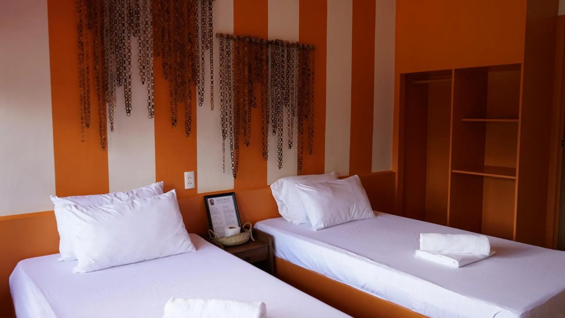 Bed in Stefanie Grace Inn