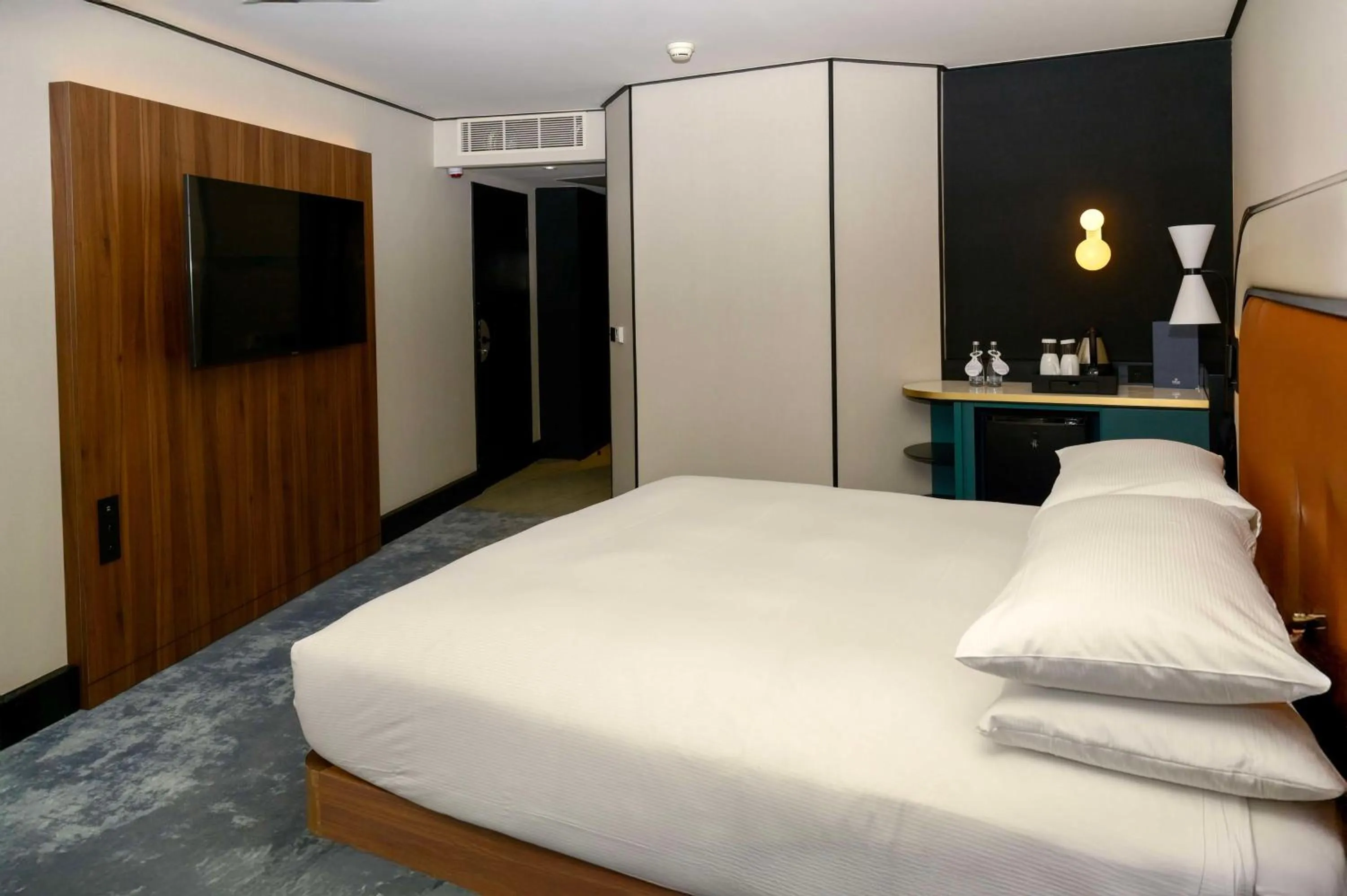 Bed in Hilton Paris La Défense