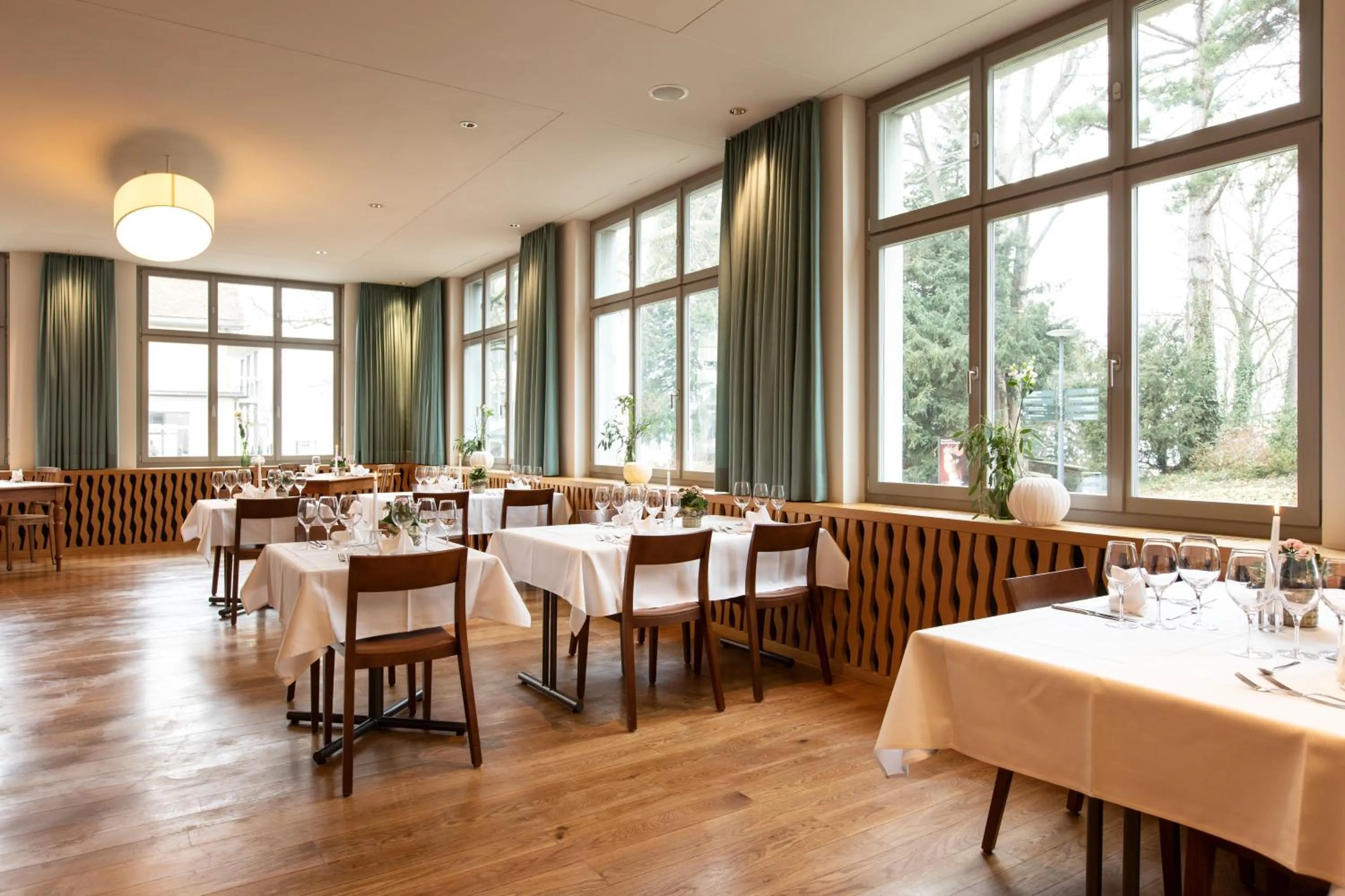 Restaurant/places to eat in Hotel Arenenberg