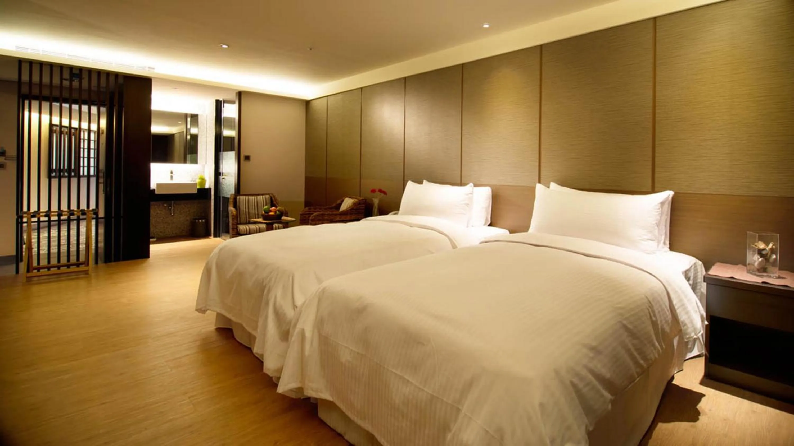 Photo of the whole room, Bed in Beitou Hot Spring Resort