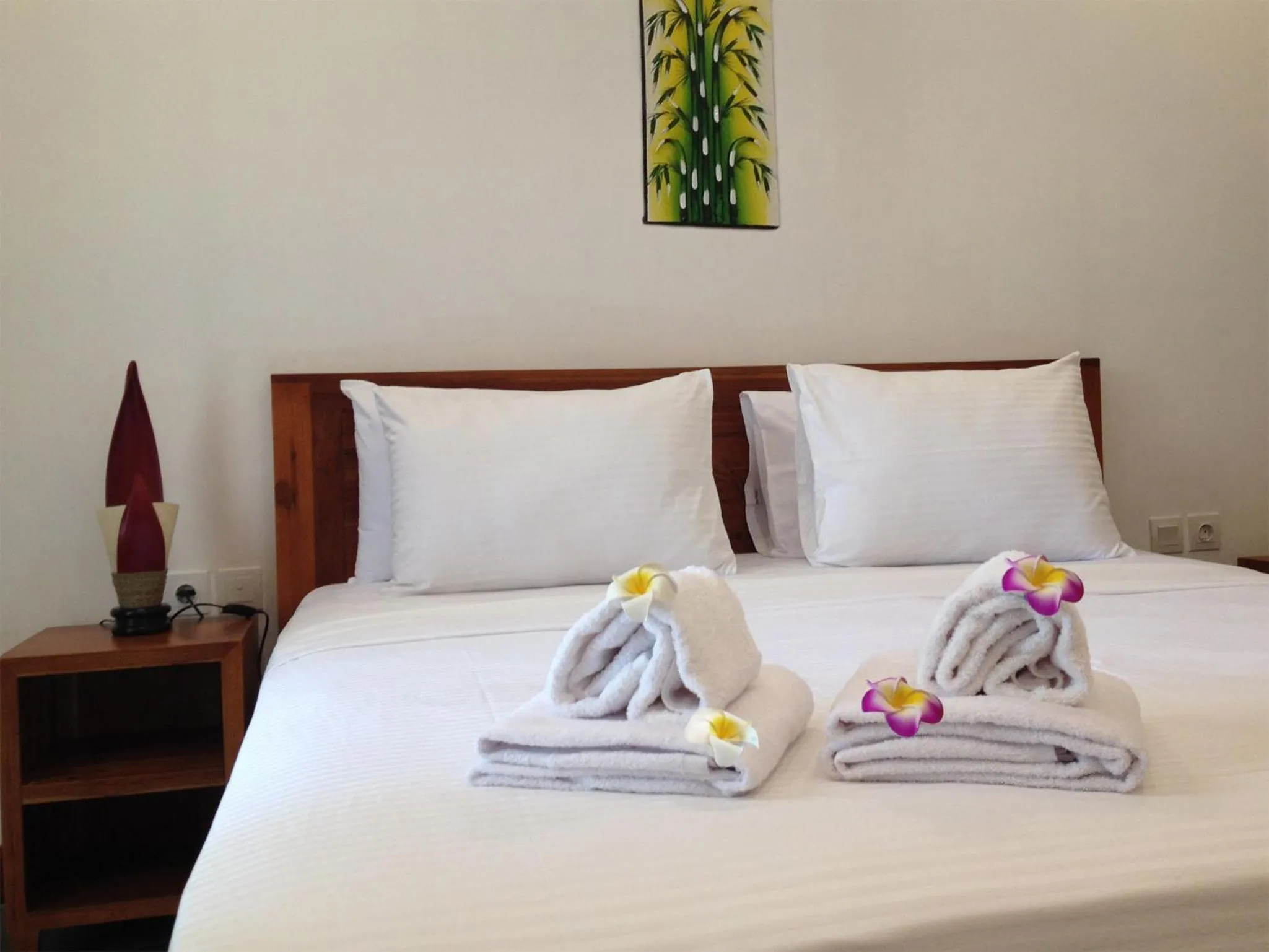 Bed in Dream Divers Resort