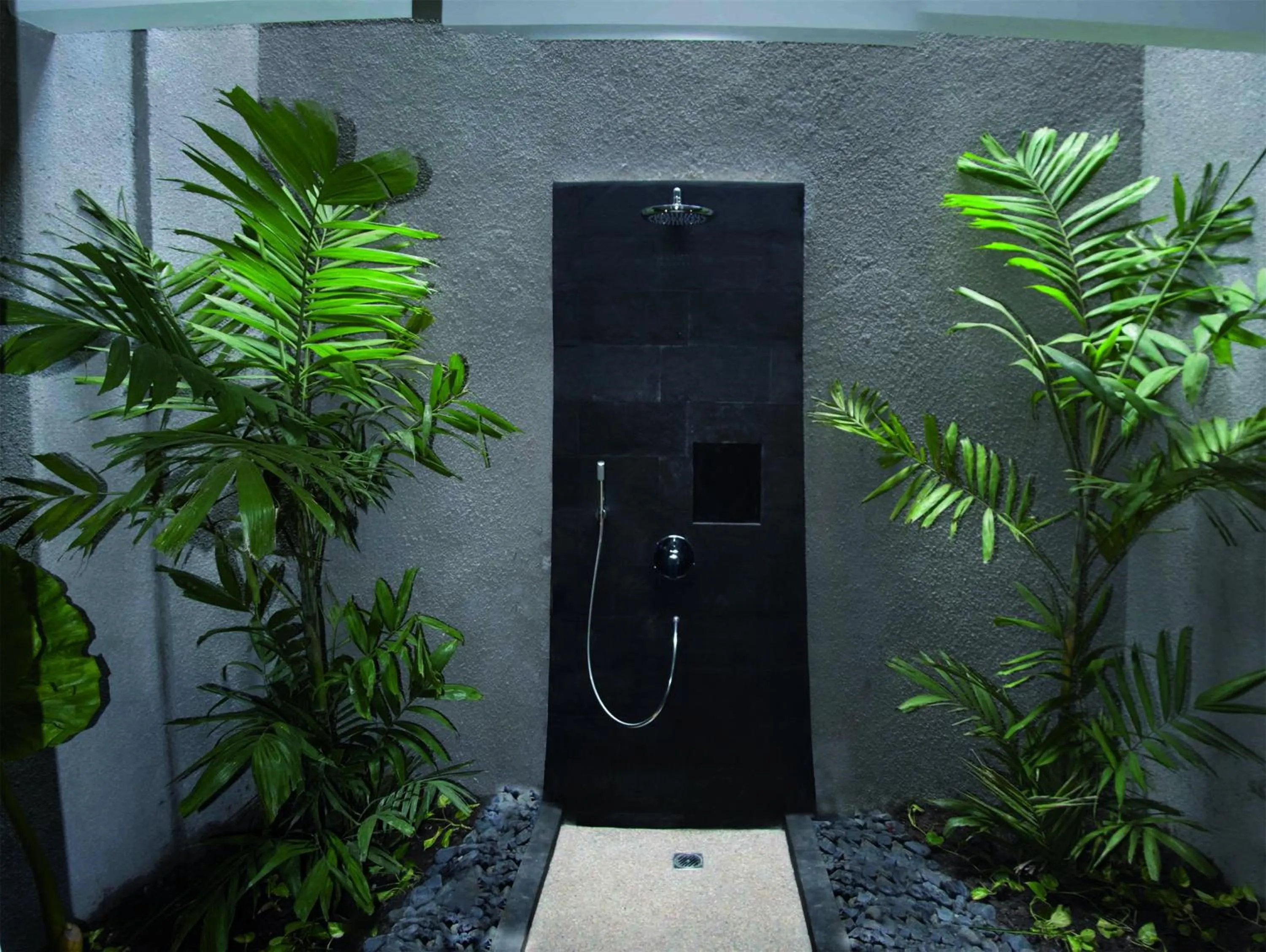 Shower in Dream Divers Resort