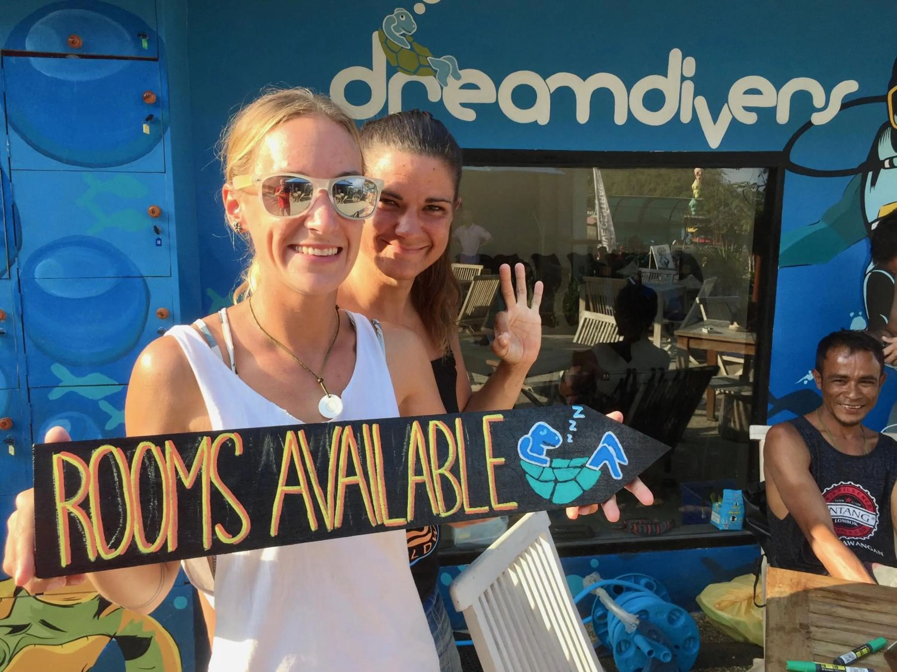 Restaurant/places to eat in Dream Divers Resort