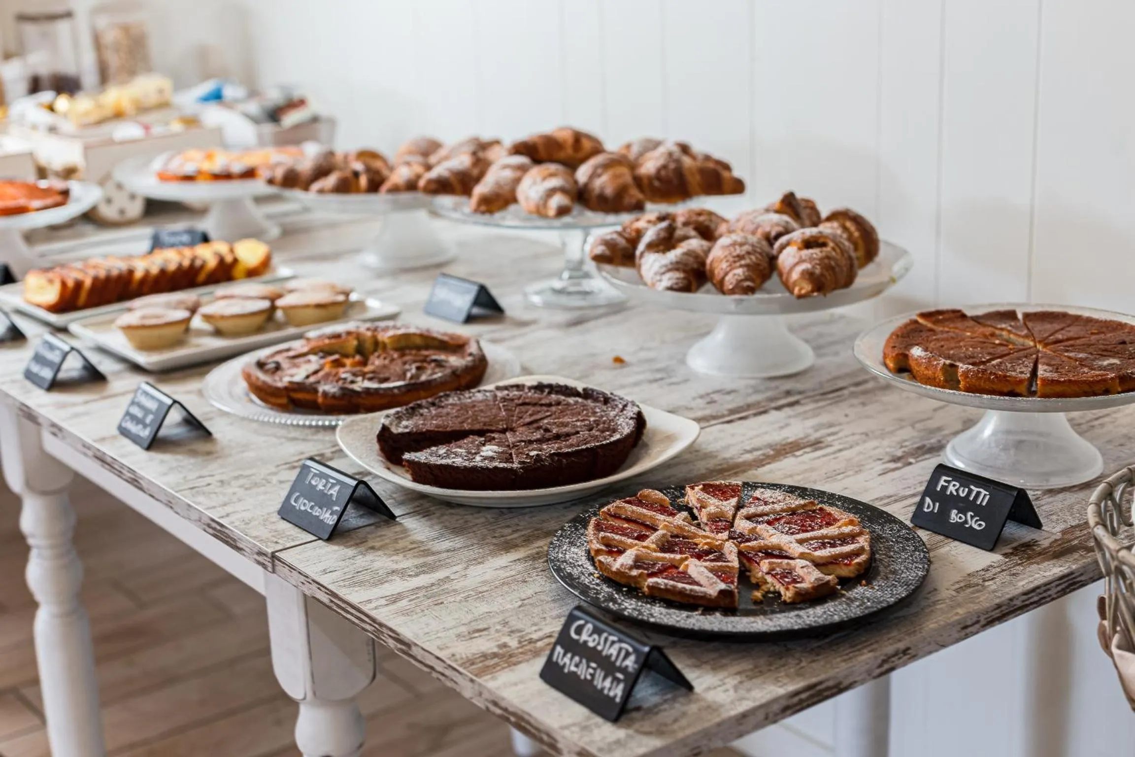 Breakfast in Hotel Ronchi