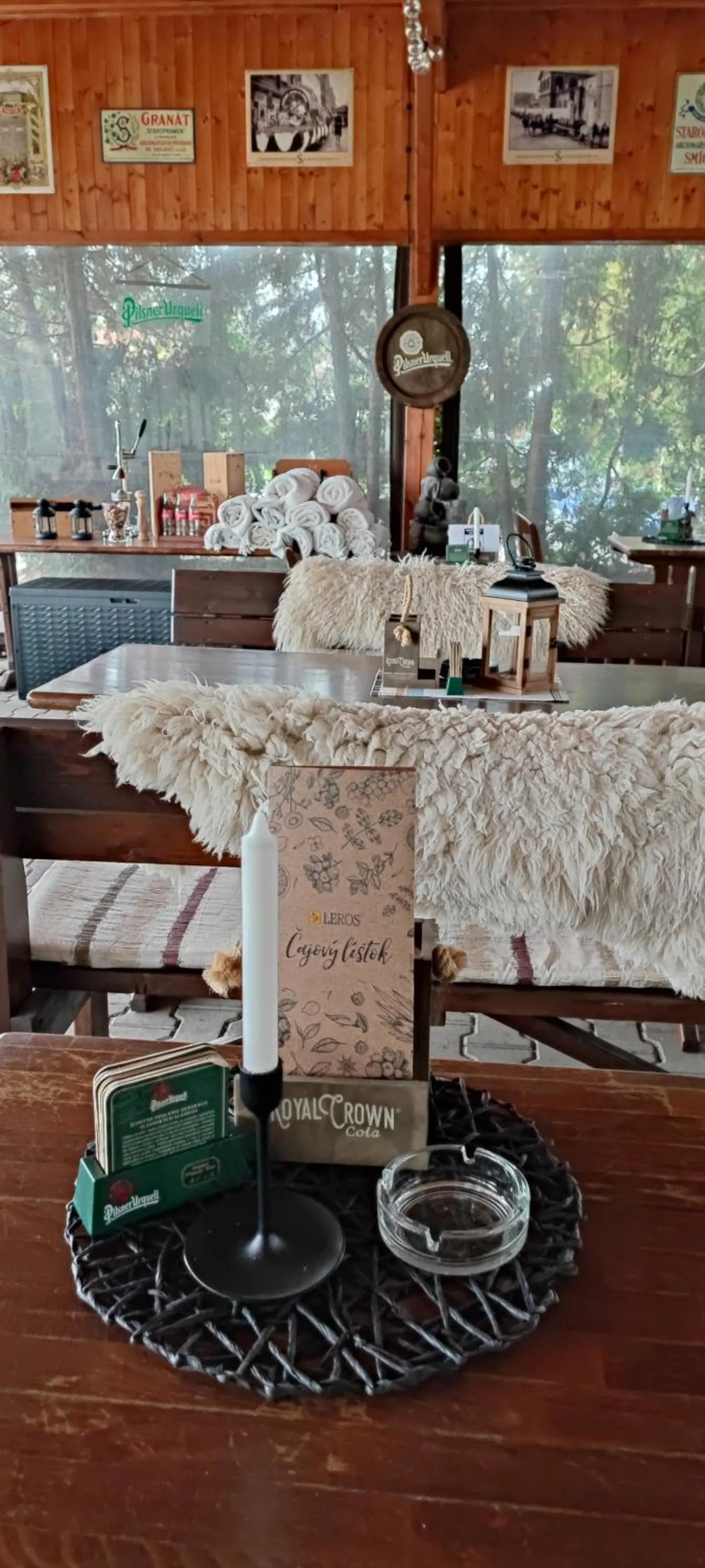 Restaurant/places to eat in Hotel 21