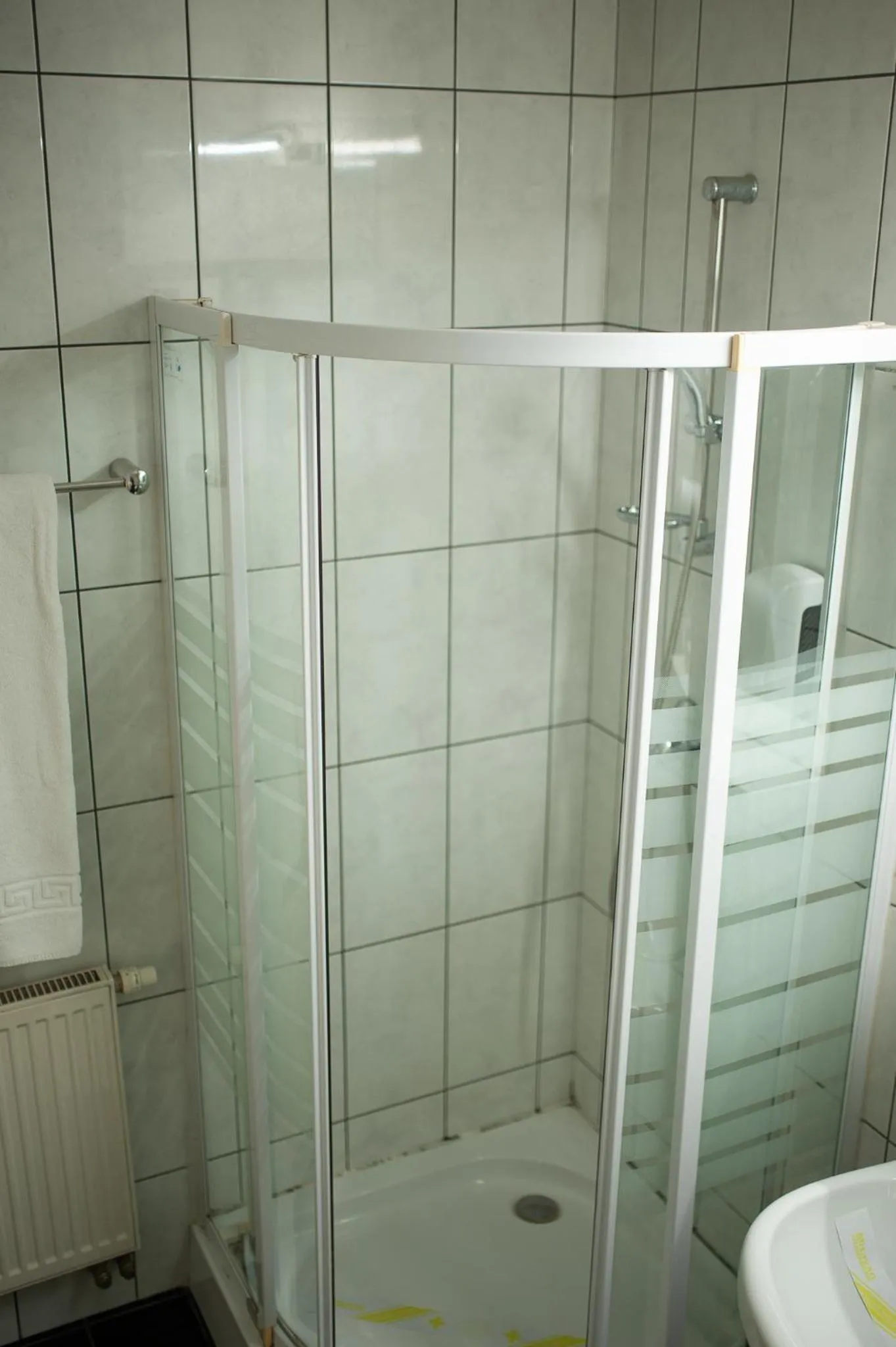 Shower in Hotel Bavaria