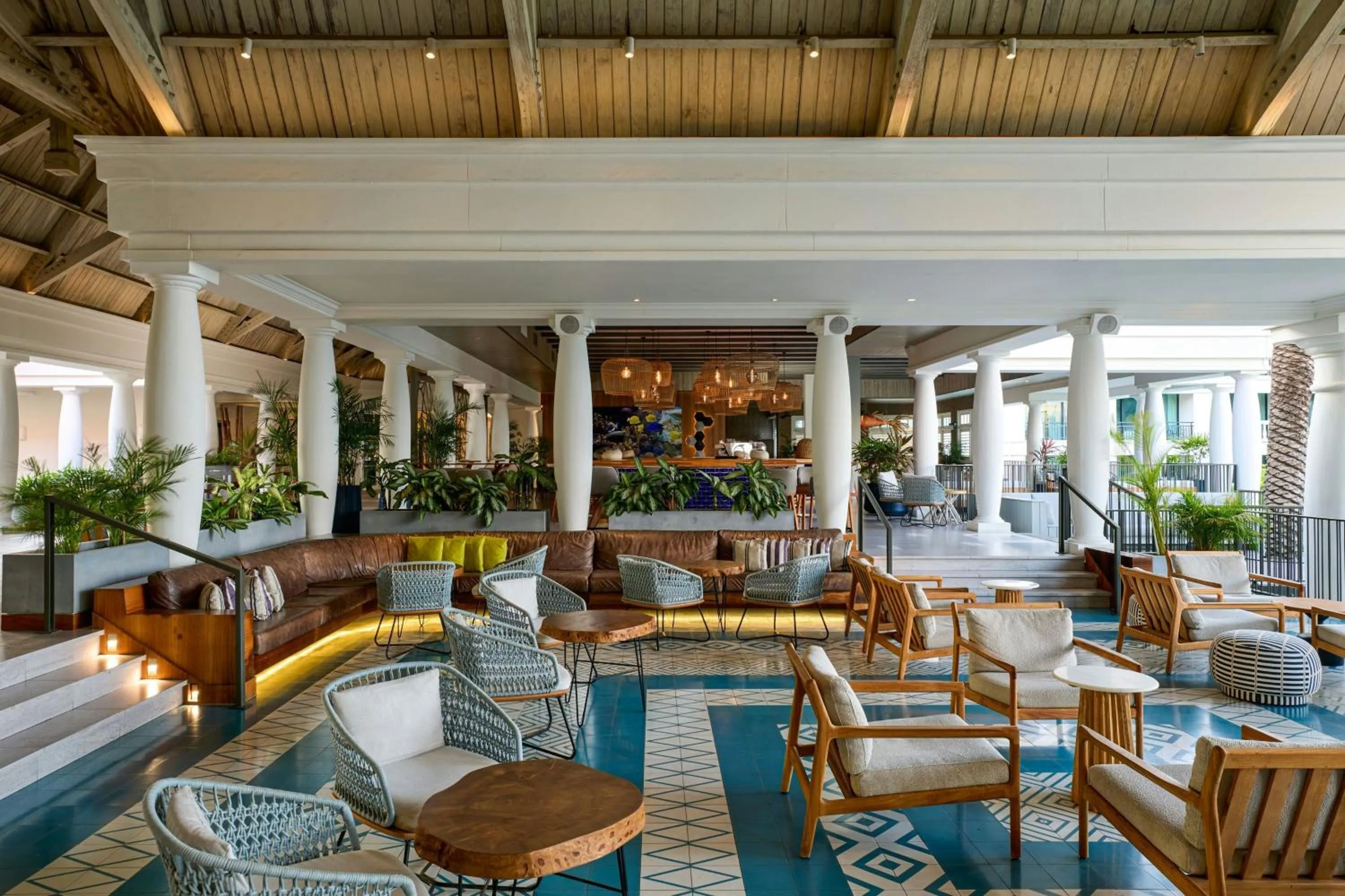 Lounge or bar in Curaçao Marriott Beach Resort