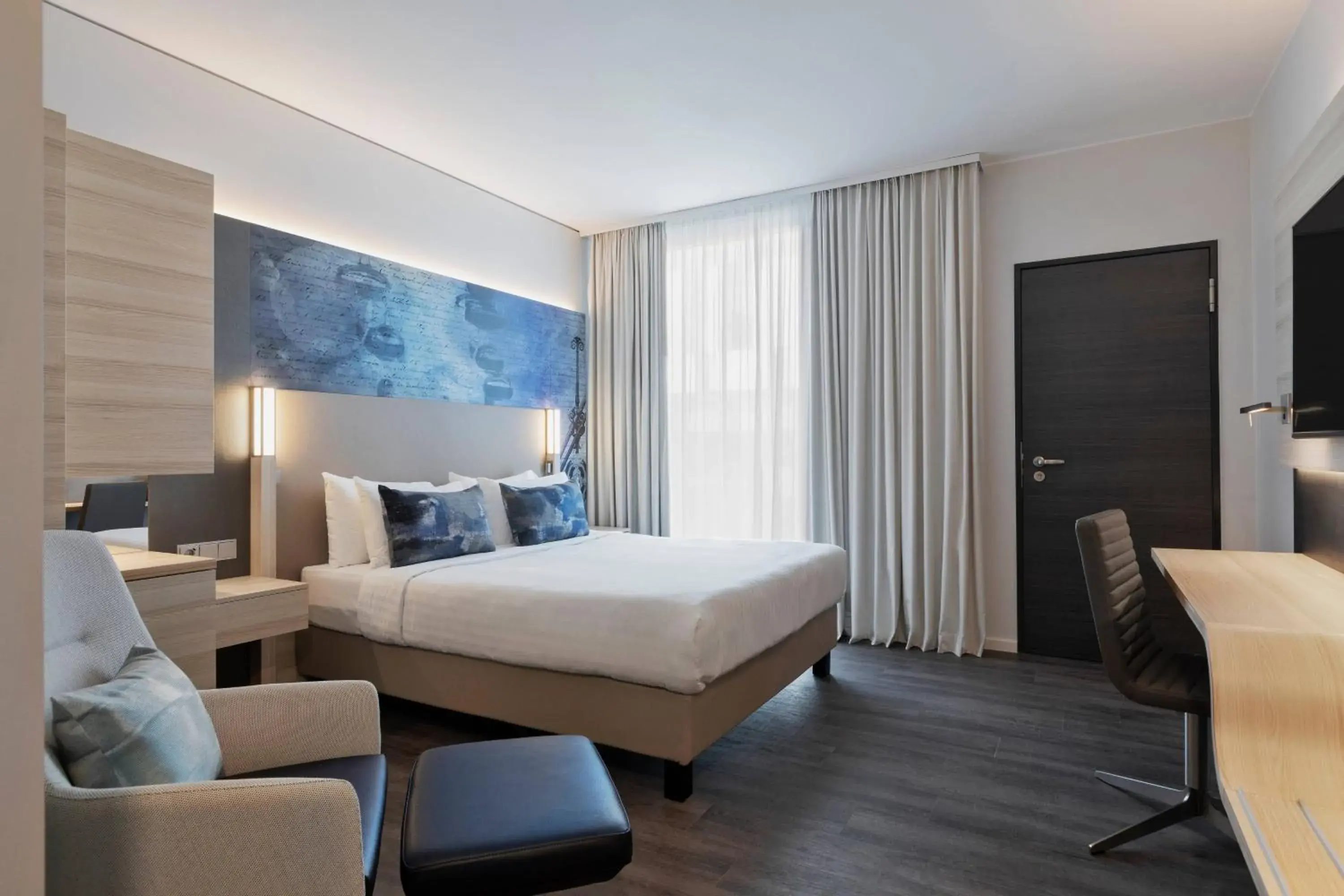 Superior, Guest room, 1 Queen in Courtyard by Marriott Munich Garching Superior, Guest room, 1 Queen in Courtyard by Marriott Munich Garching