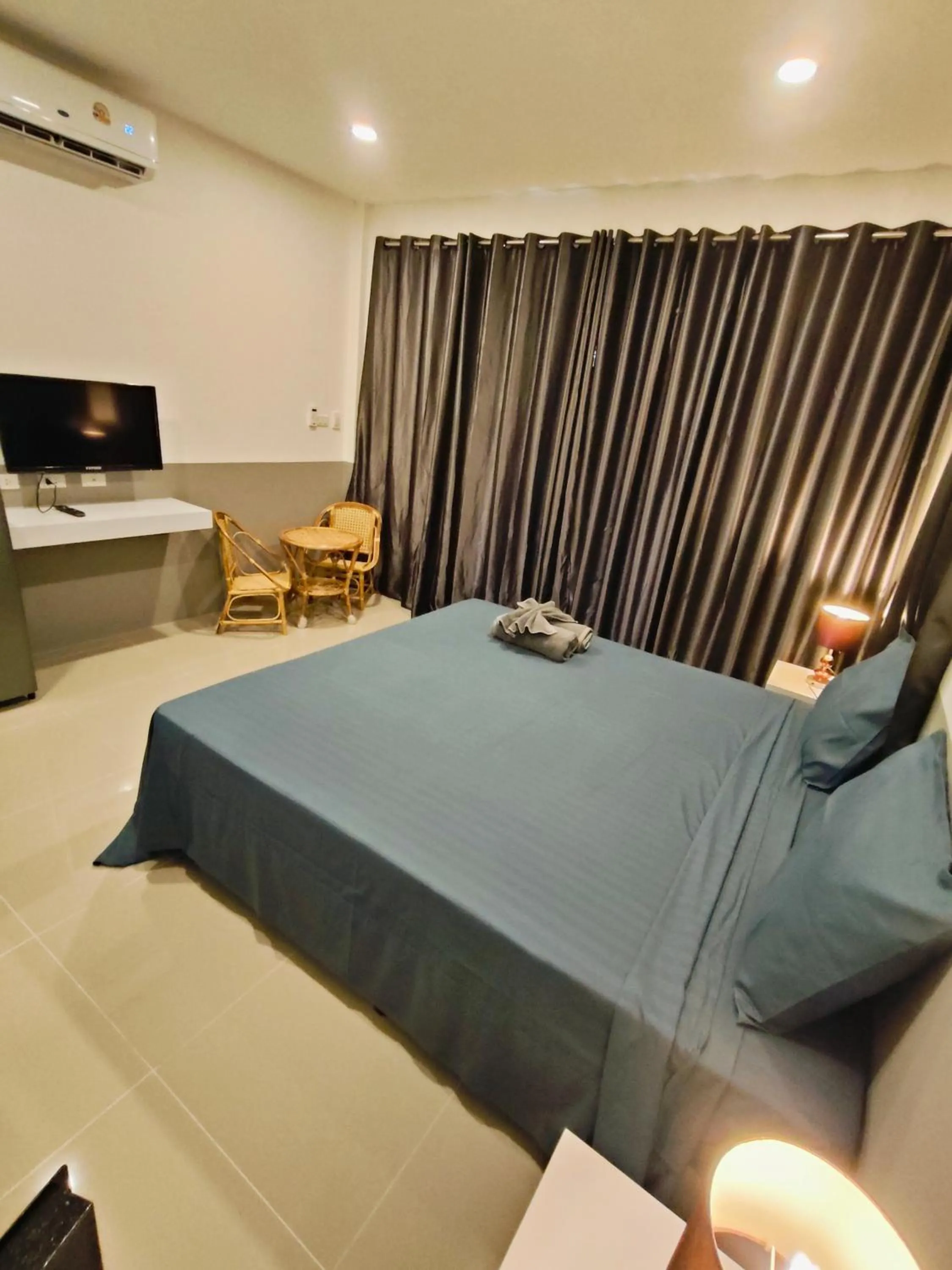 Bed in Ban Elephant Blanc Bungalow