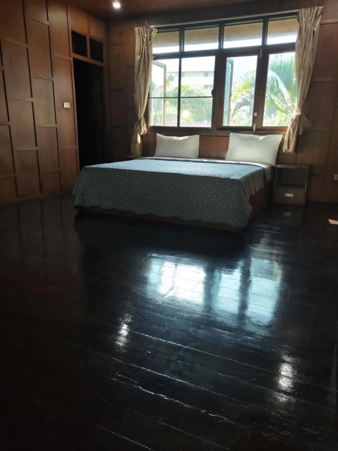 Bed in Ban Elephant Blanc Bungalow