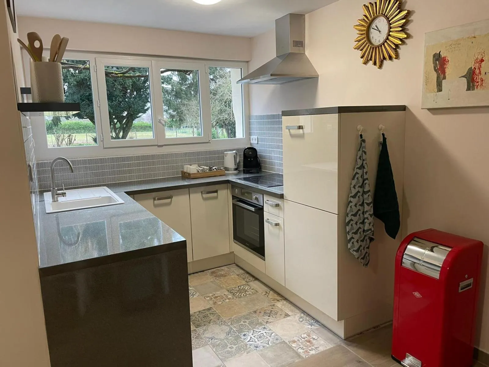 Kitchen or kitchenette in Chez Jan et Nicole - Gite Toulouse