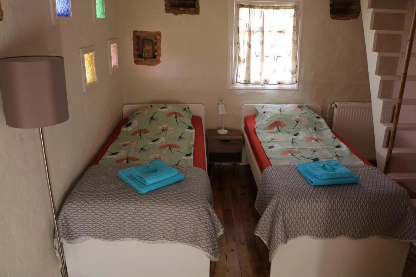 Bedroom, Bed in Chez Jan et Nicole - Gite Toulouse