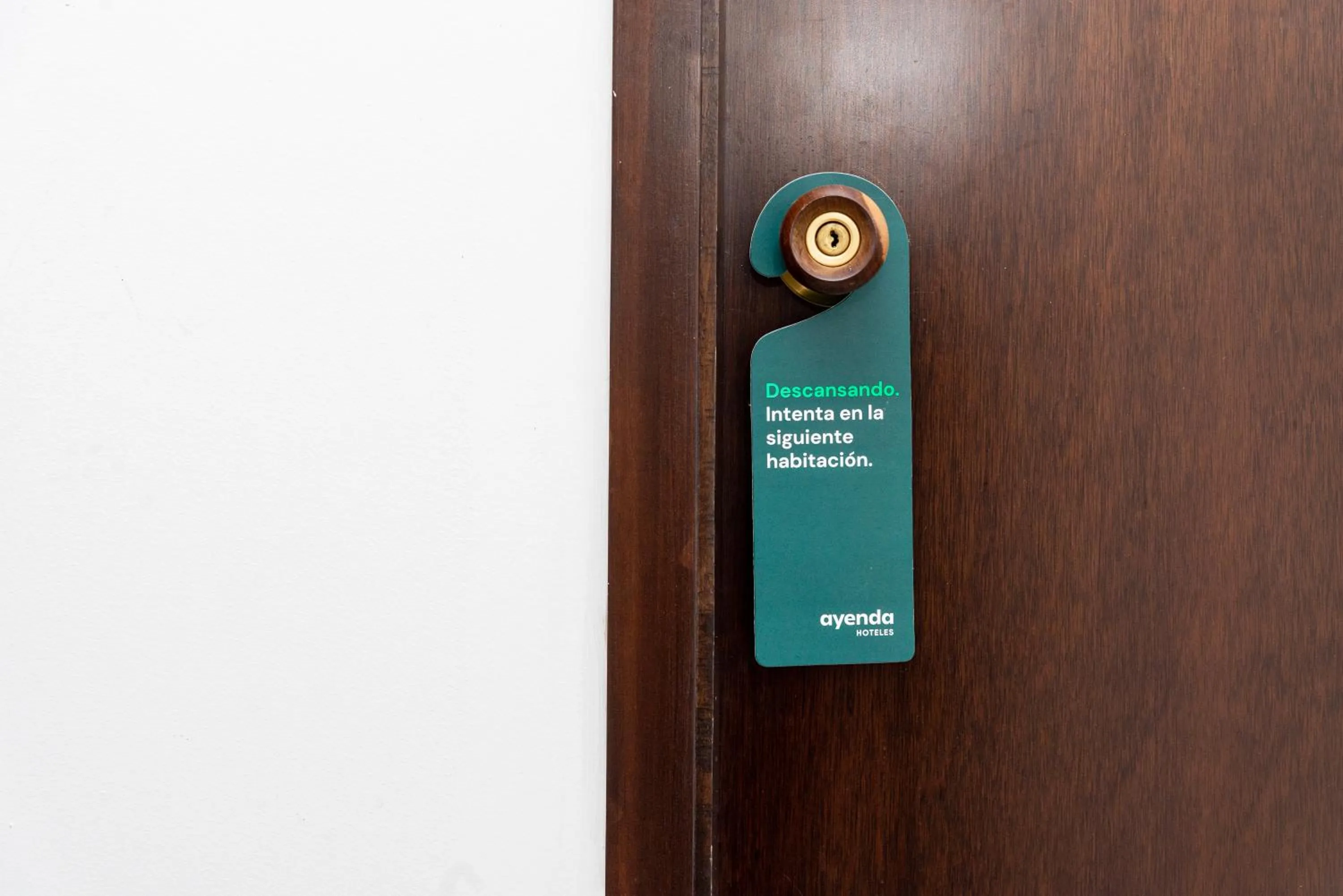 Text overlay in Hotel Ayenda Cartagena Blue 1804