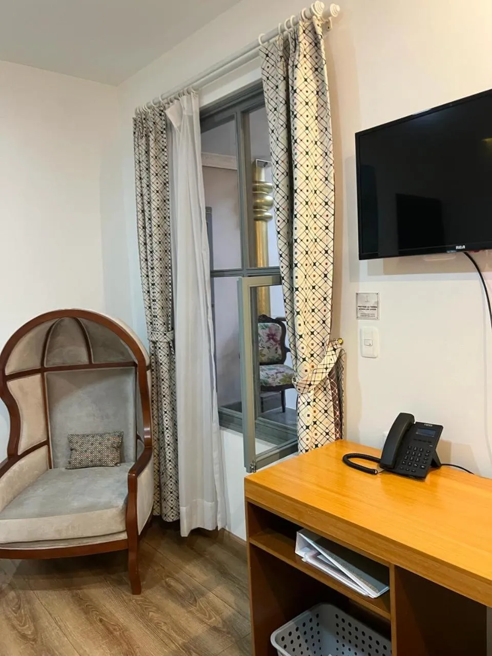 TV and multimedia in Adamas House Hotel Boutique